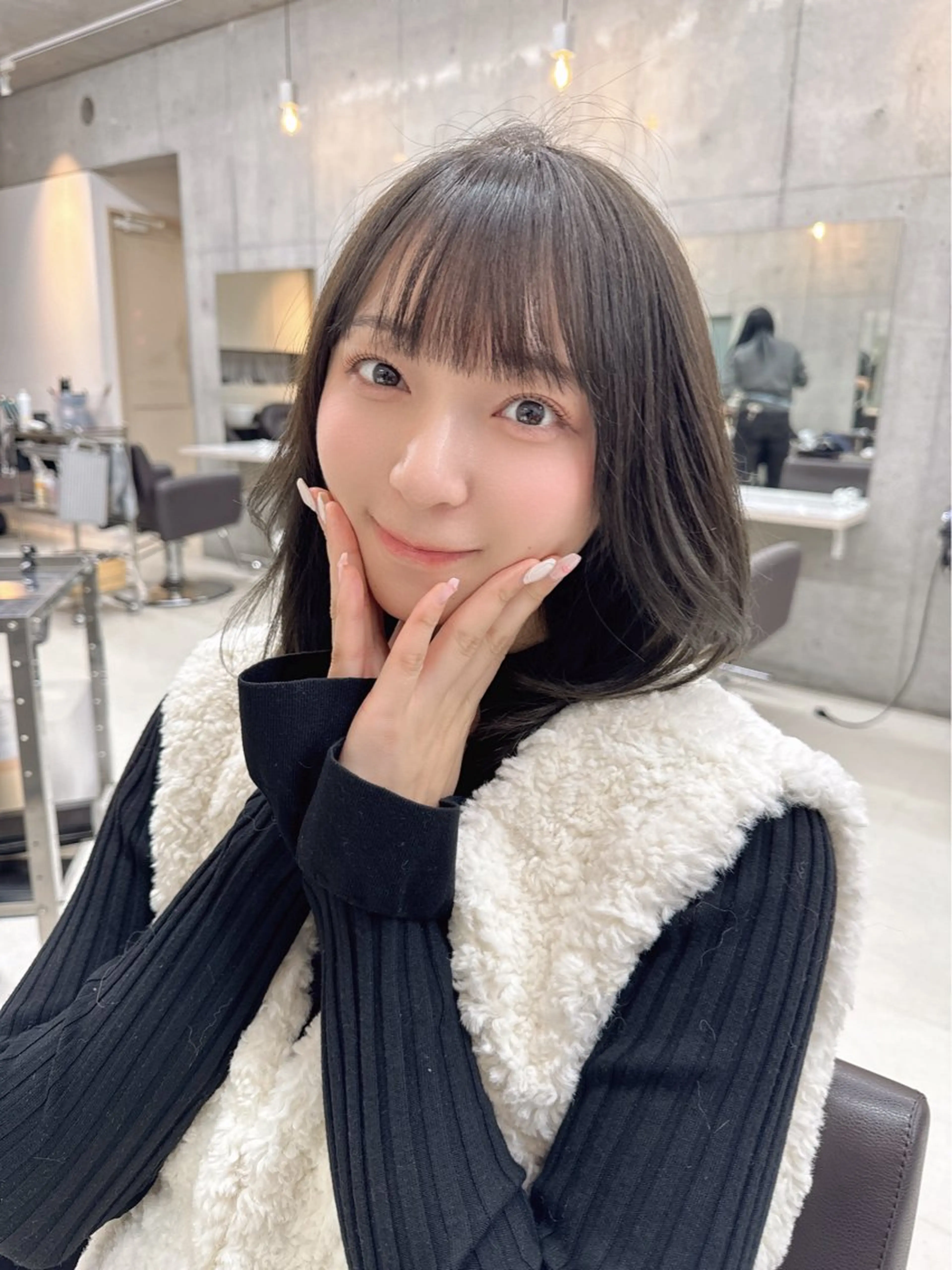 ミディアム うる艶ヘア♡韓国好き 透明感　shotaのヘアスタイル