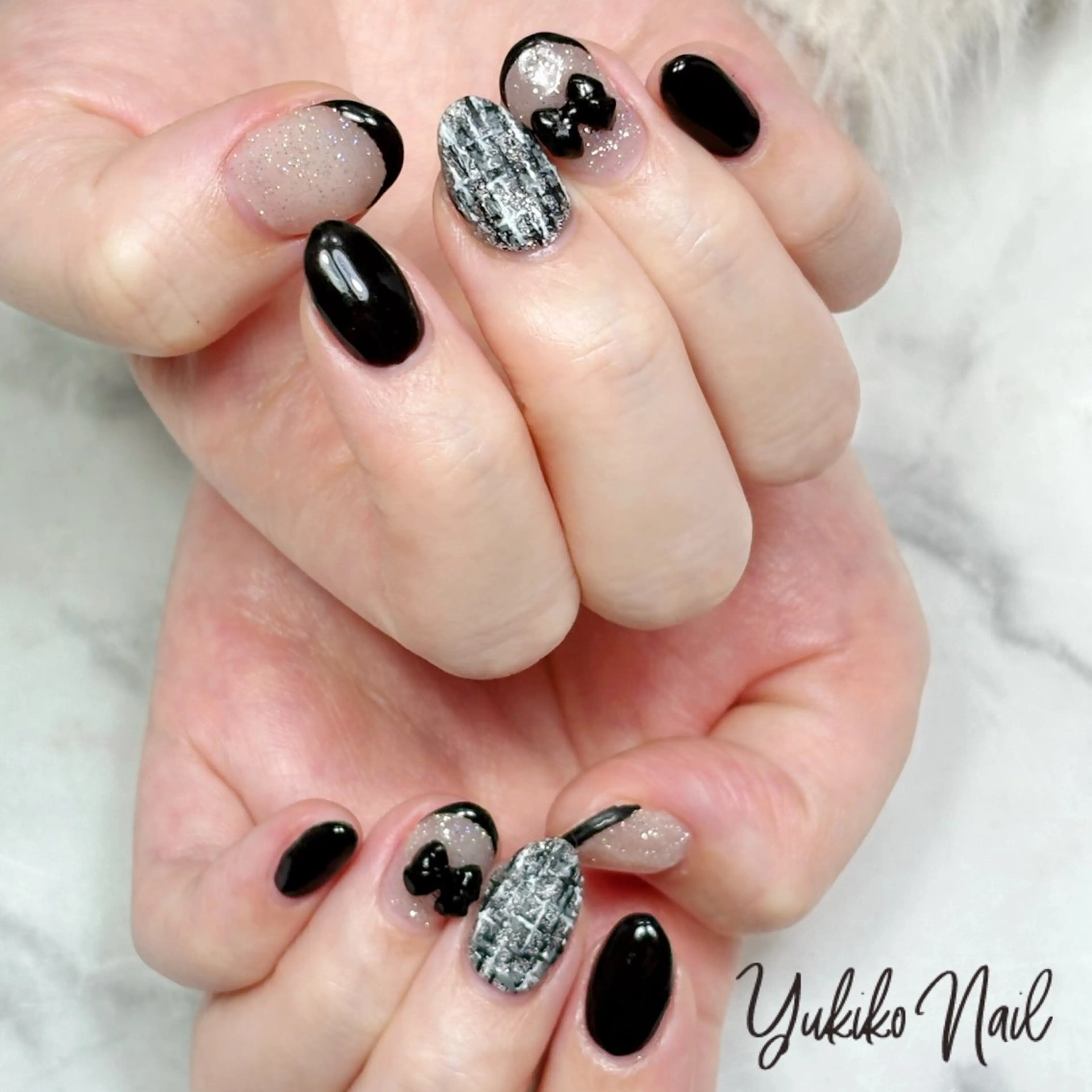 ネイル キラキラネイル リボン ツイードネイル 冬ネイル ハンドネイル ユキコ ネイルのネイルデザイン