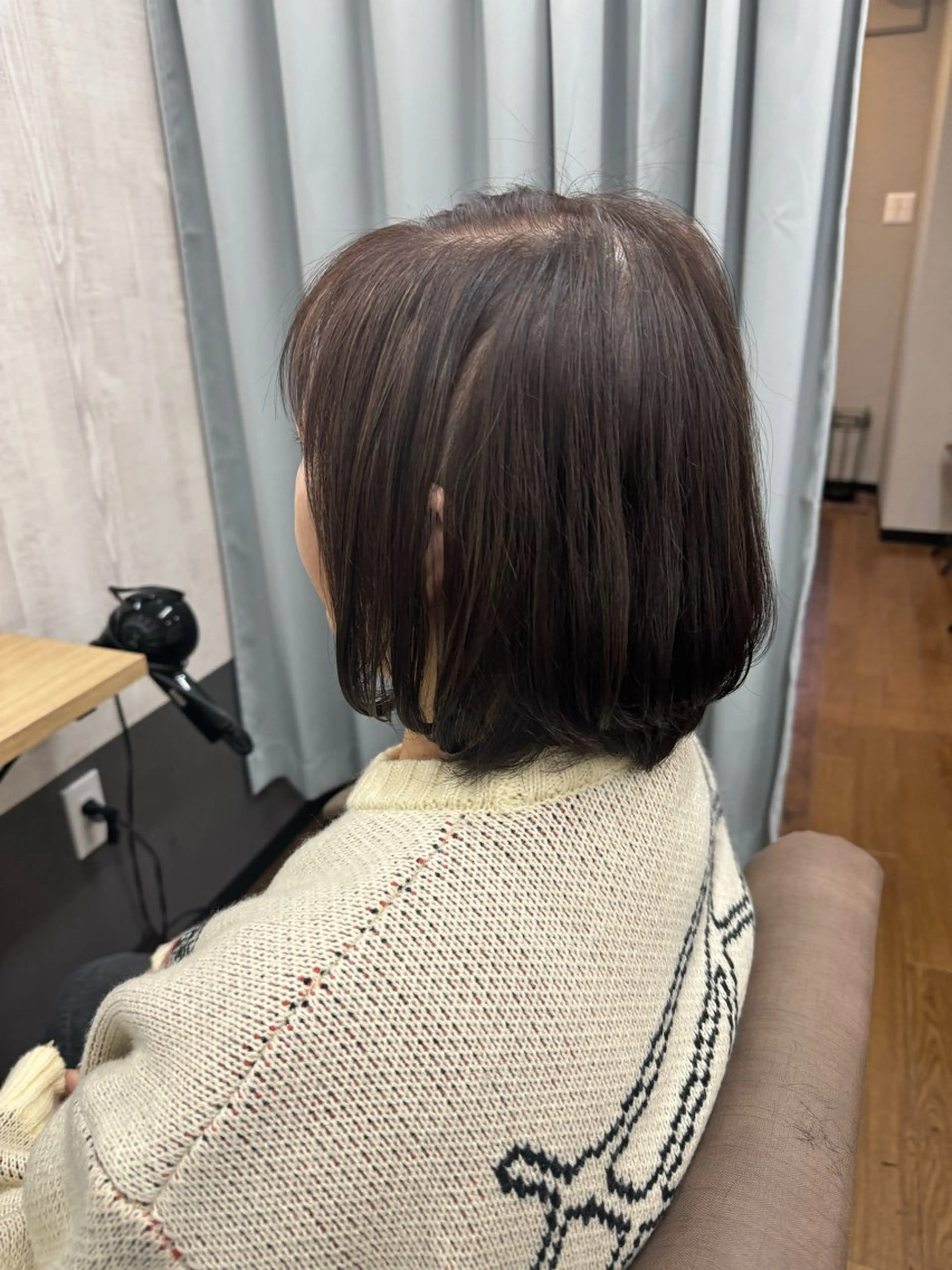 ミディアム カット ヘアカラー TELA HAIR 稲毛店　千尋のヘアスタイル