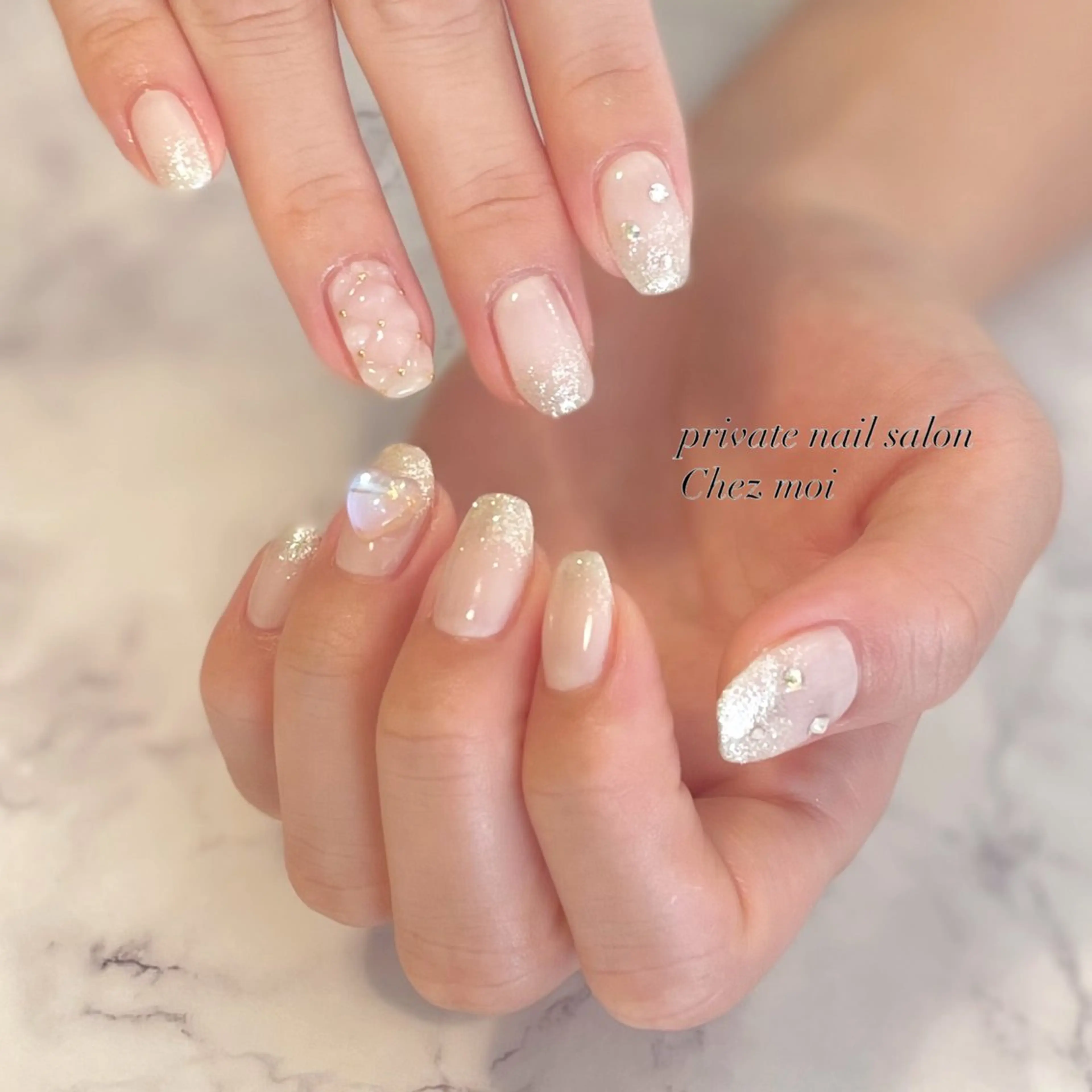 ネイル KOMINE TOMOKOのネイルデザイン