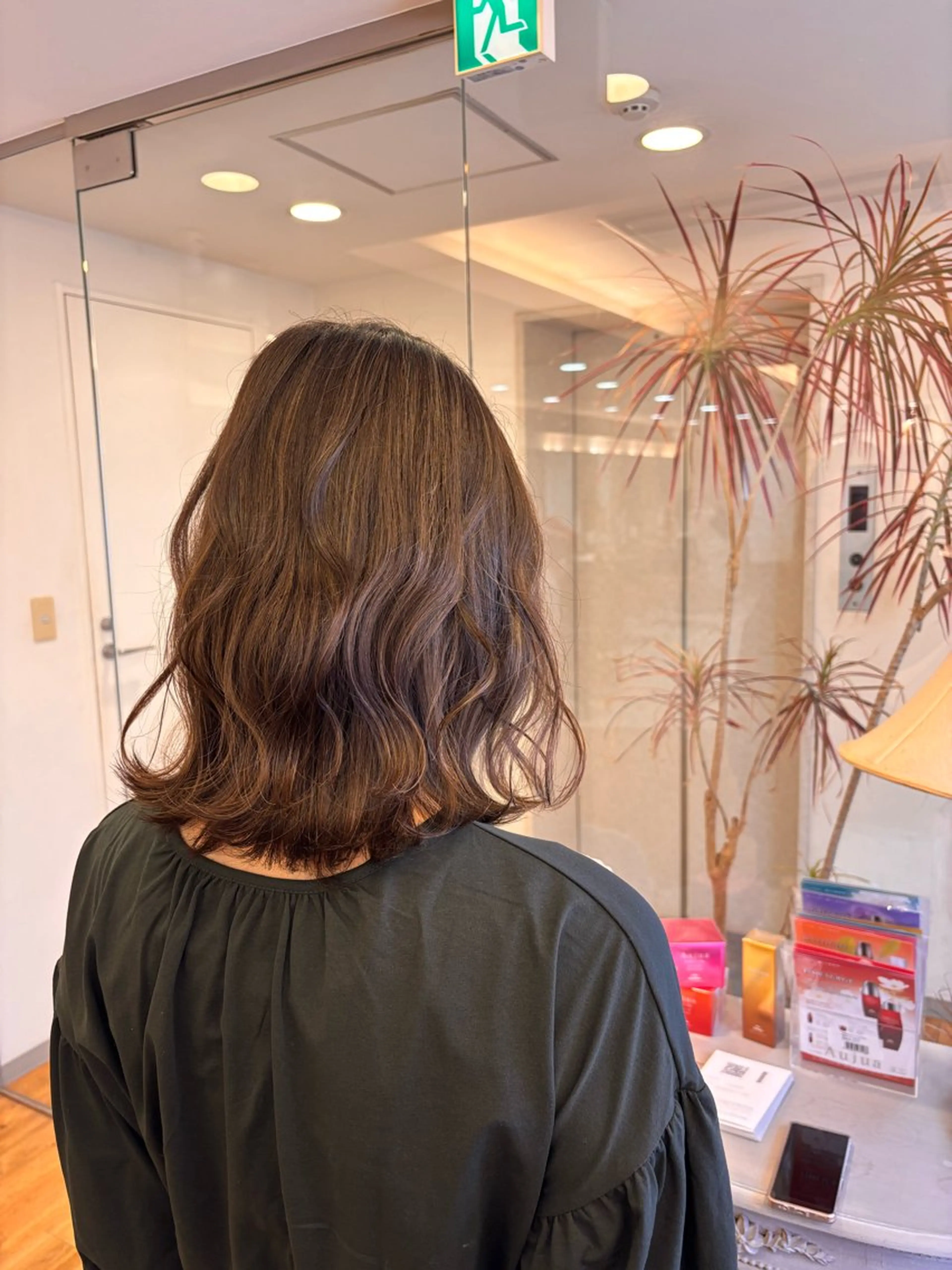 ミディアム カラー ヘアカラー カラーモデル募集✨ momokaのヘアスタイル