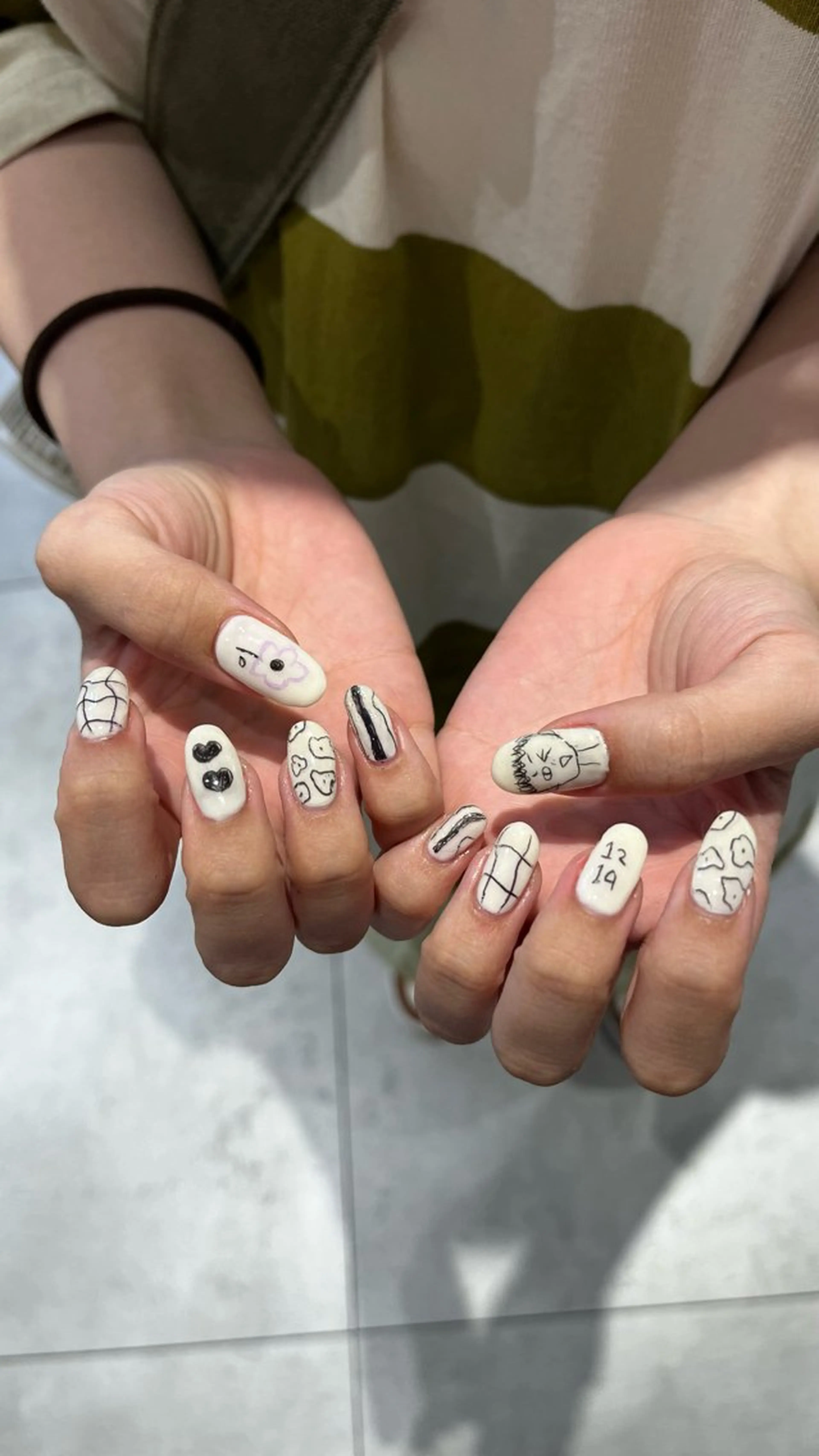 ネイル ハンドネイル メンズパーマ/ メッシュ📍ユリのヘアスタイル