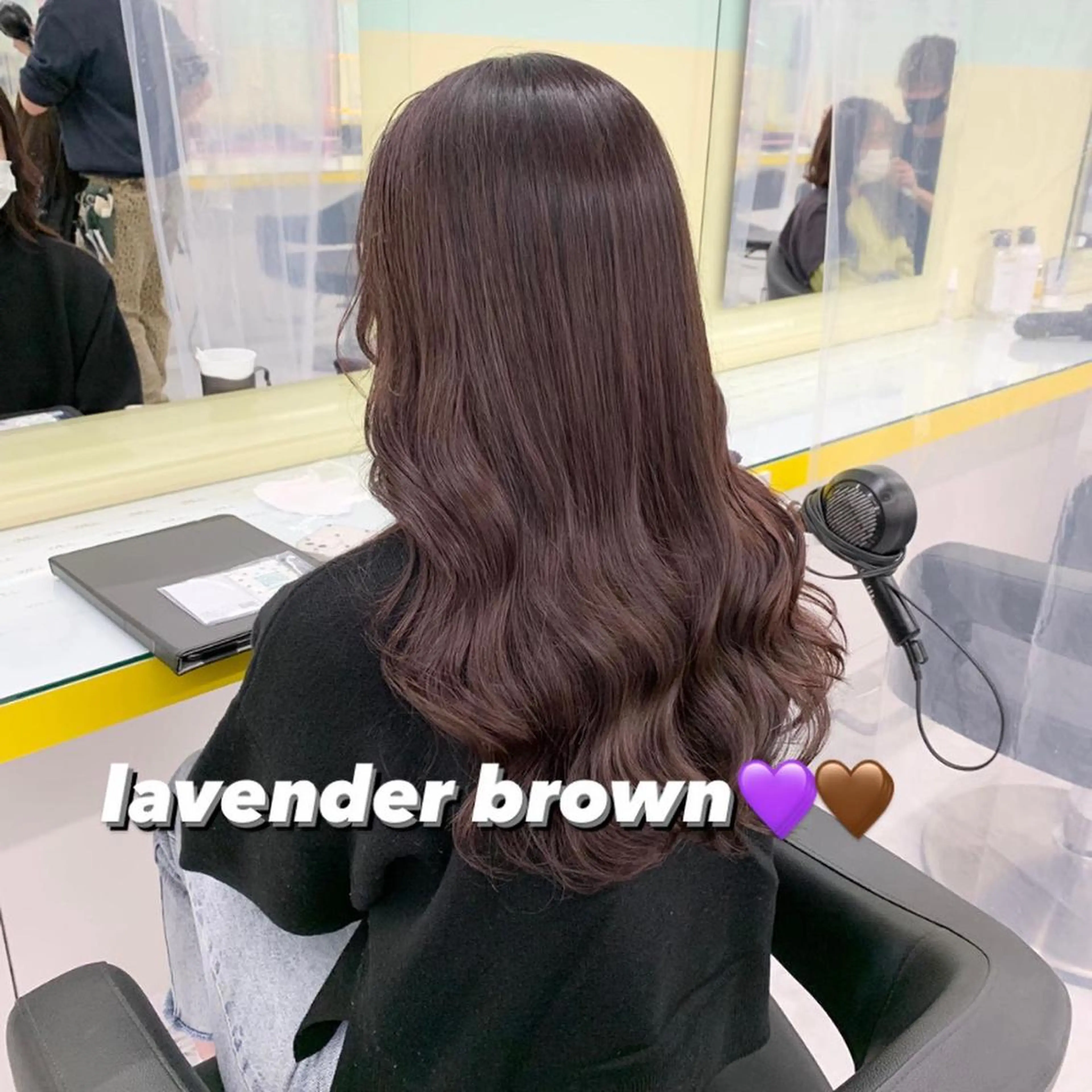 セミロング カラー ヘアカラー トリートメント 🪞ハイトーン🪞 🤍waka🤍のヘアスタイル