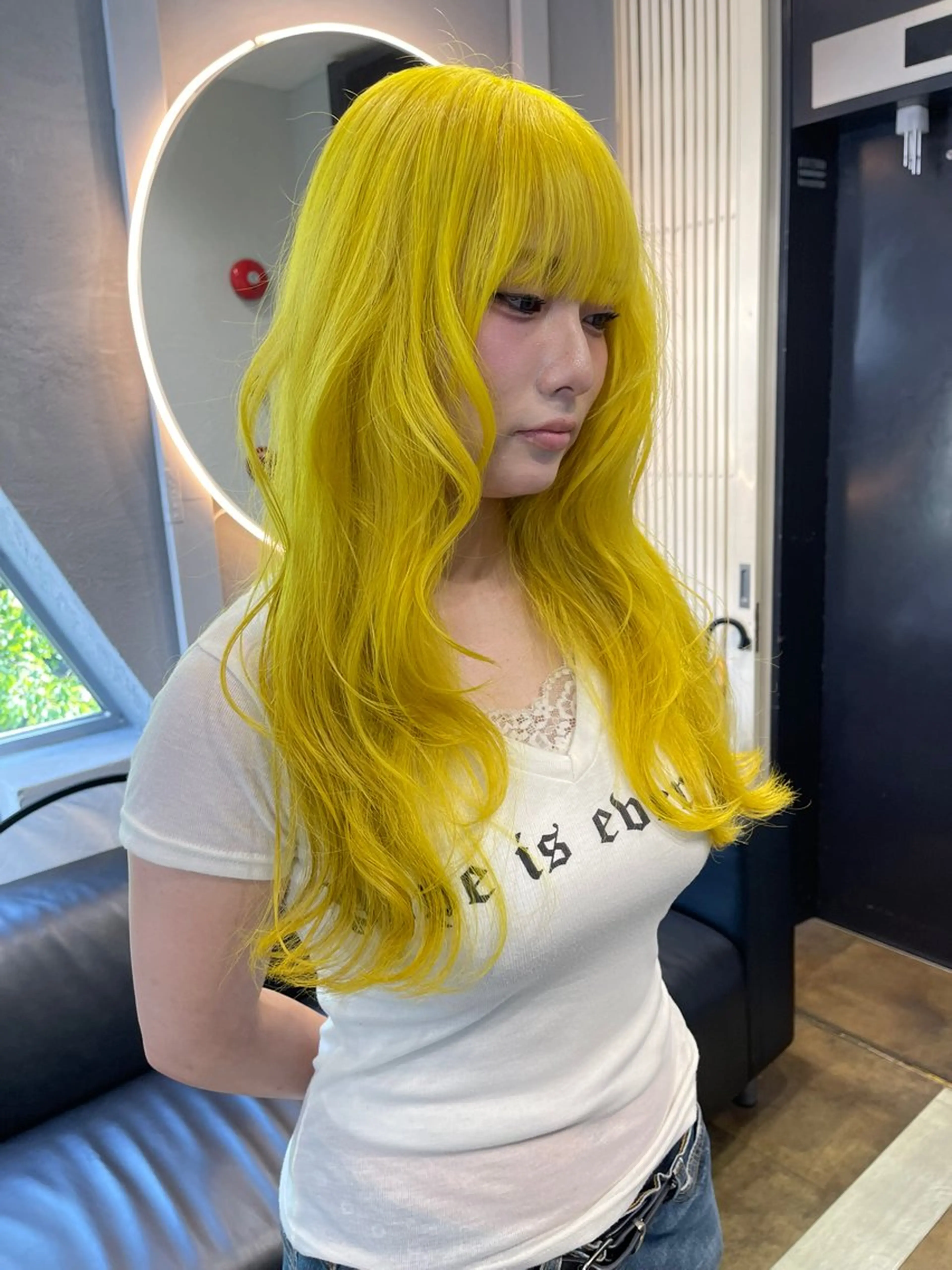 ロング カラー ベージュカラー ブリーチ ケアブリーチ デザインカラー ダブルカラー ヘアカラー トリートメント 宮崎　達也 ブリーチ／レイヤーのヘアスタイル