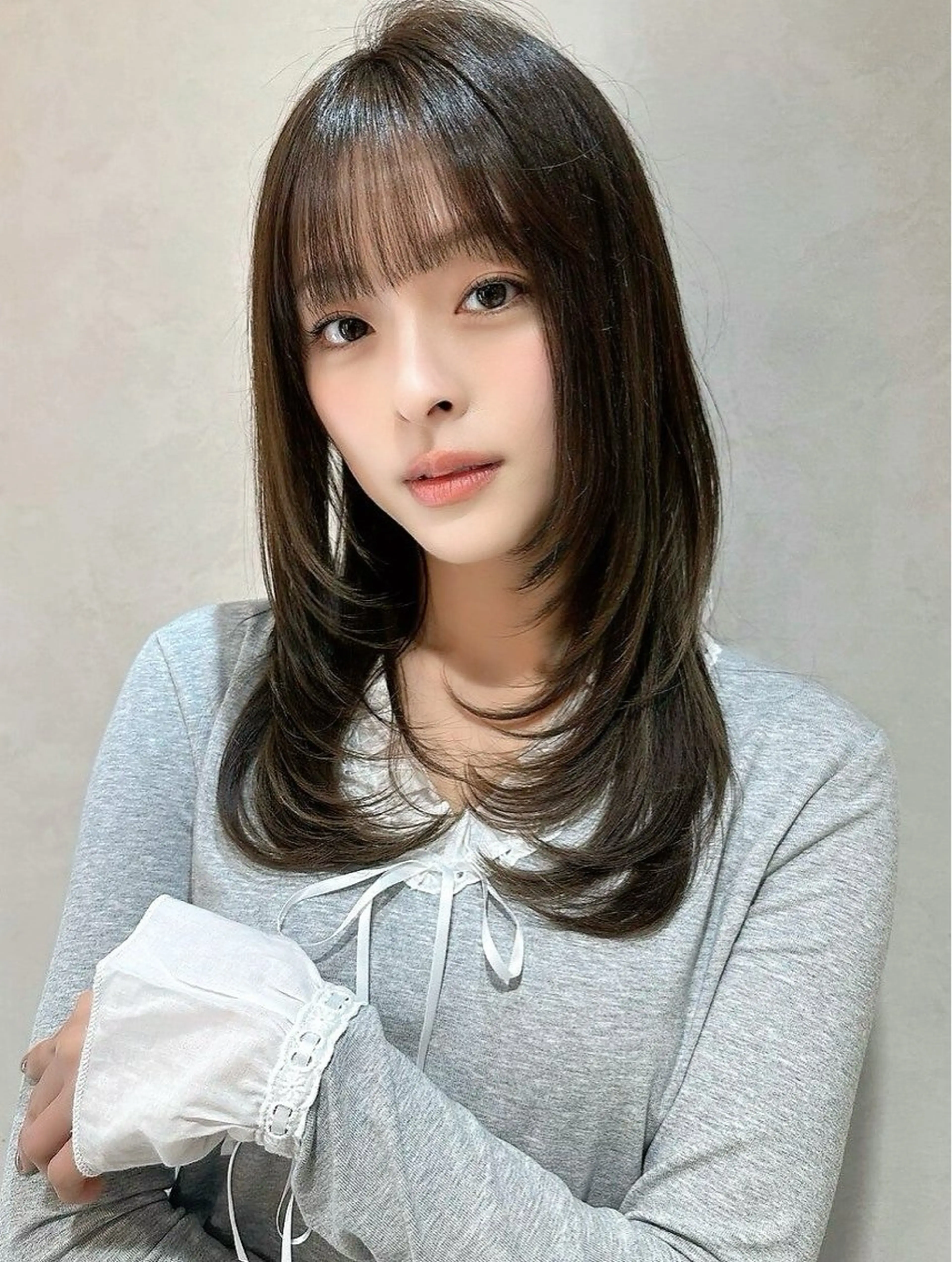 ロング ショート レイヤー ロンド エメのヘアスタイル