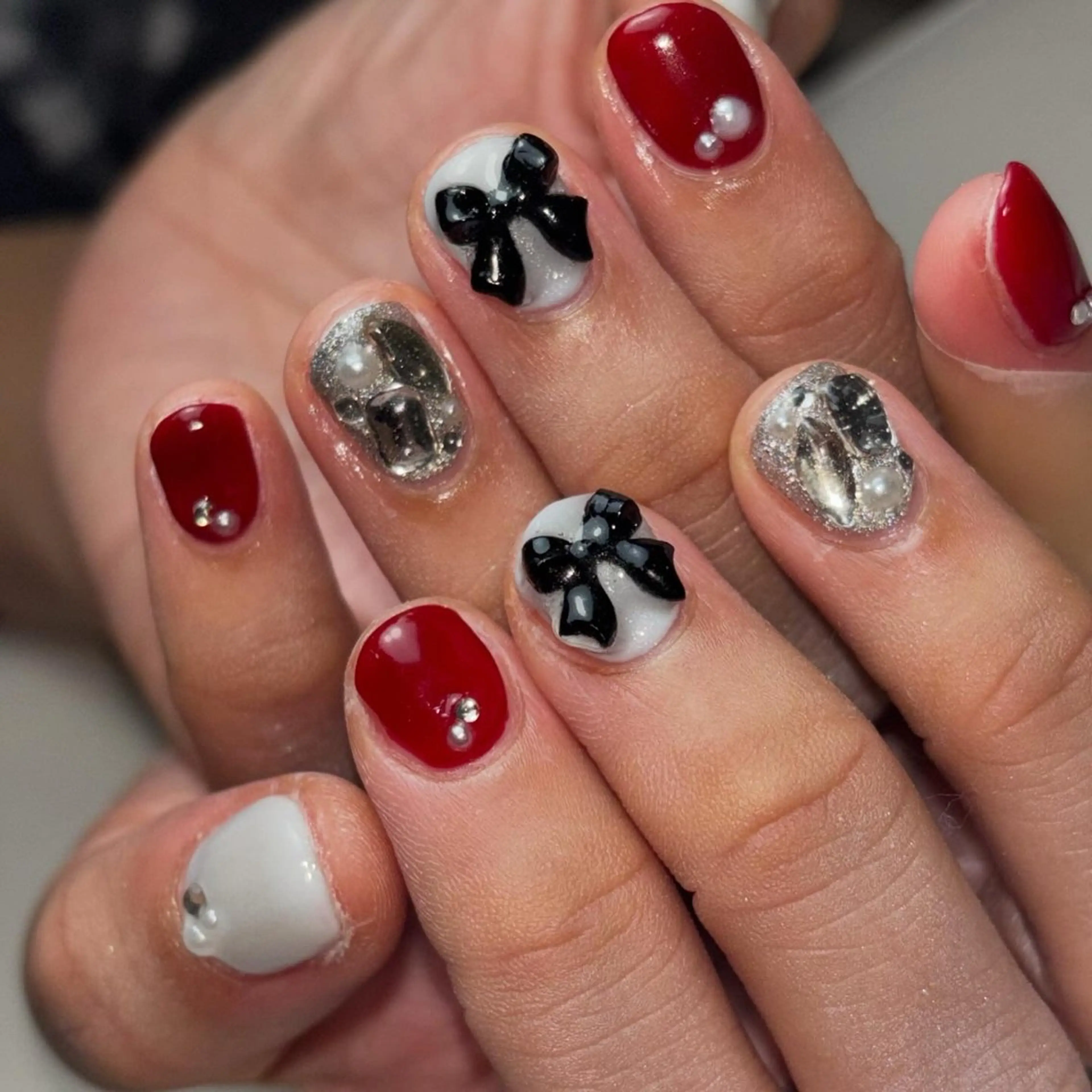 ネイル リボン 浅草eknail 🖤EMIRIのネイルデザイン