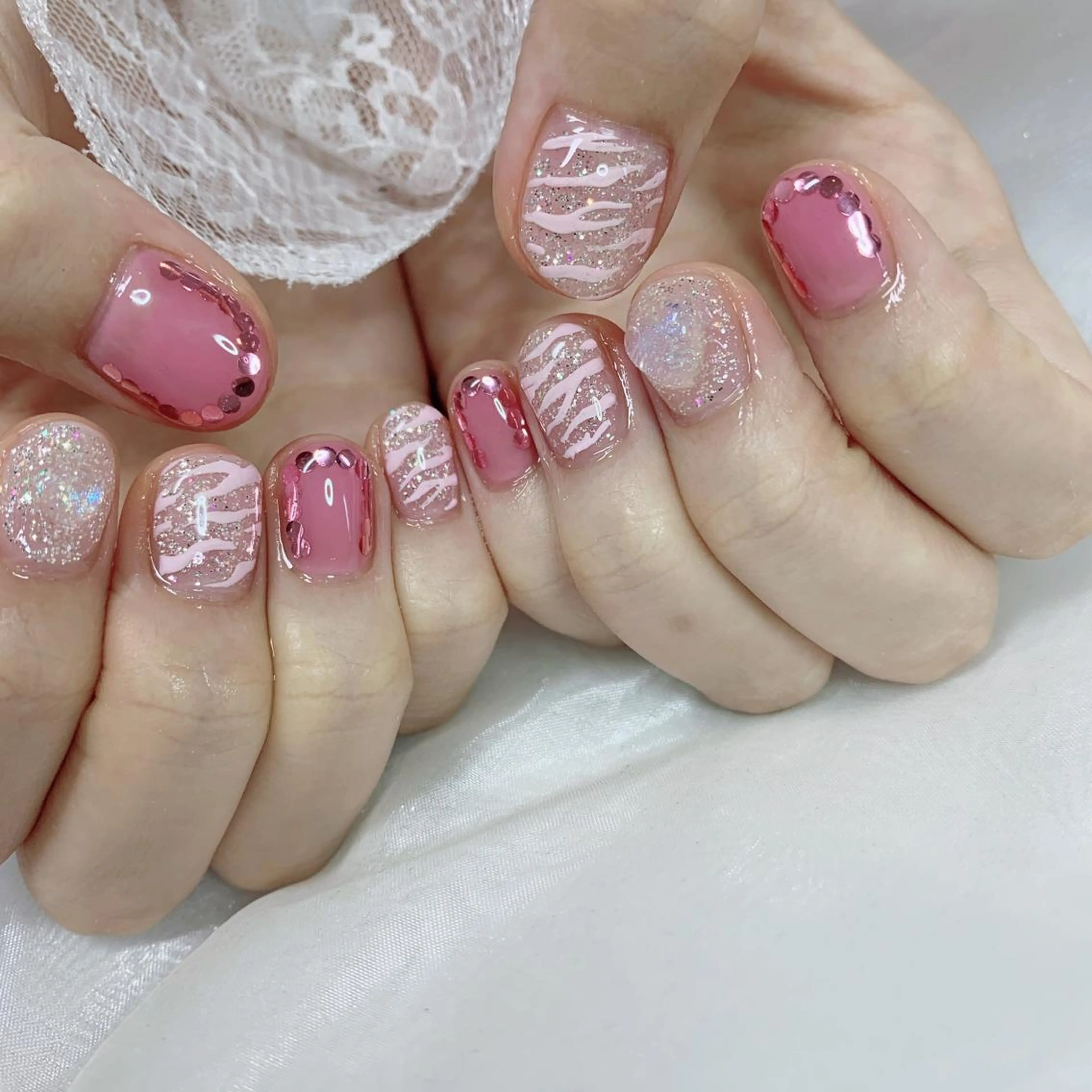 ネイル ハンドネイル La neige* yuki 🥯🍑のネイルデザイン