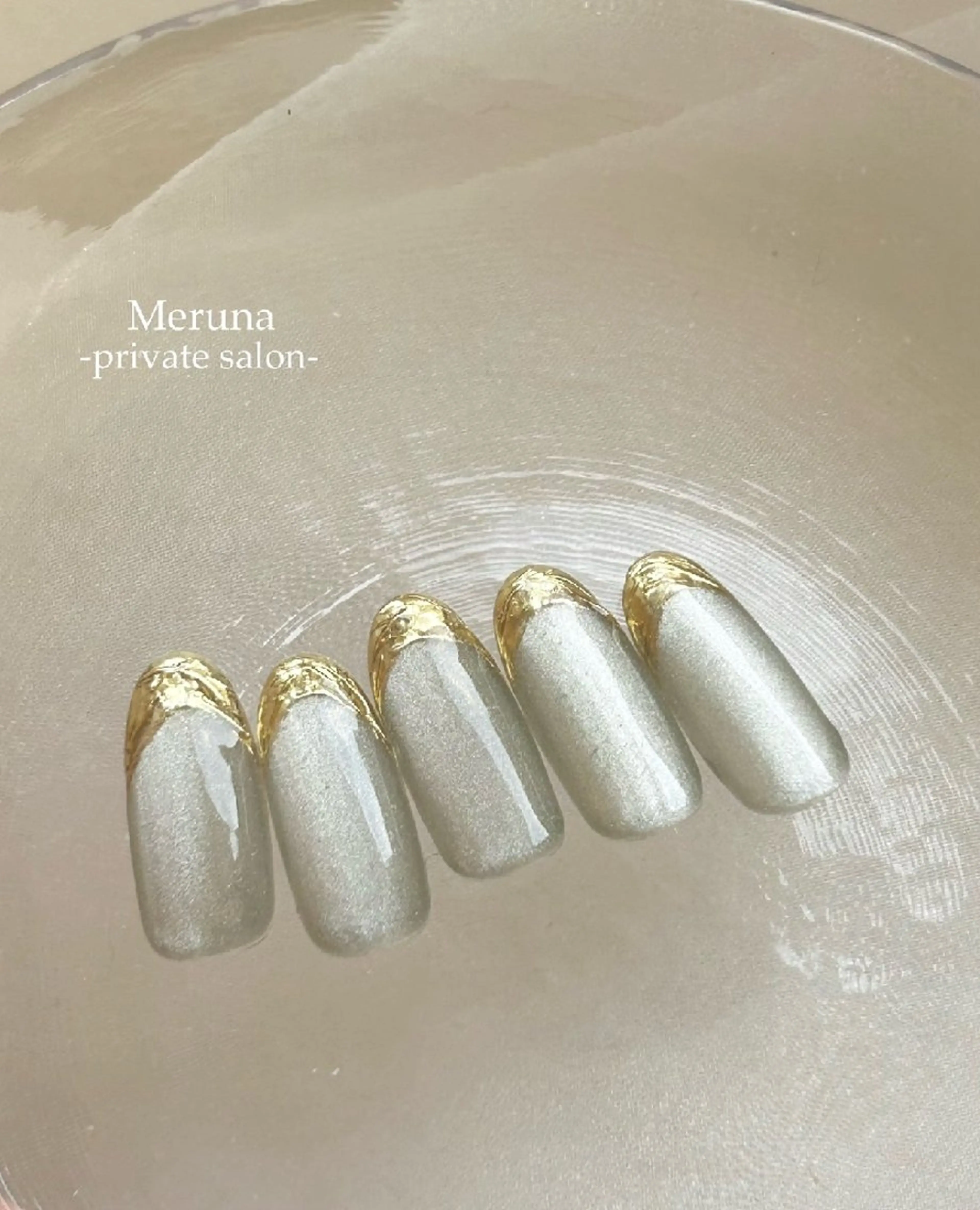ネイル フレンチネイル マグネットネイル ミラーネイル Meruna .ﾒﾙｰﾅ.のネイルデザイン
