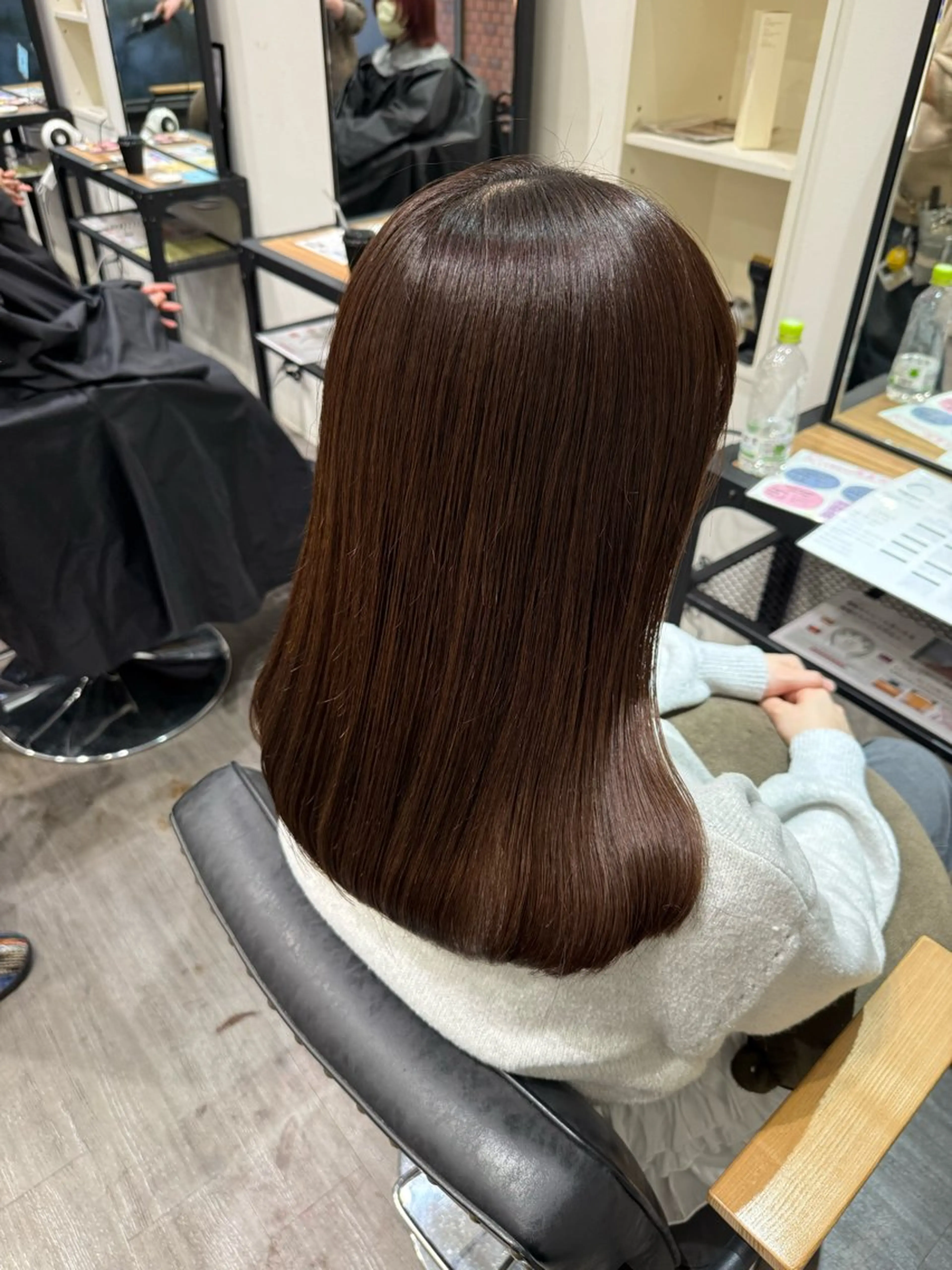 ミディアム カラー ブラウンカラー ショコラブラウン カット ヘアカラー トリートメント 上田 紗也のヘアスタイル