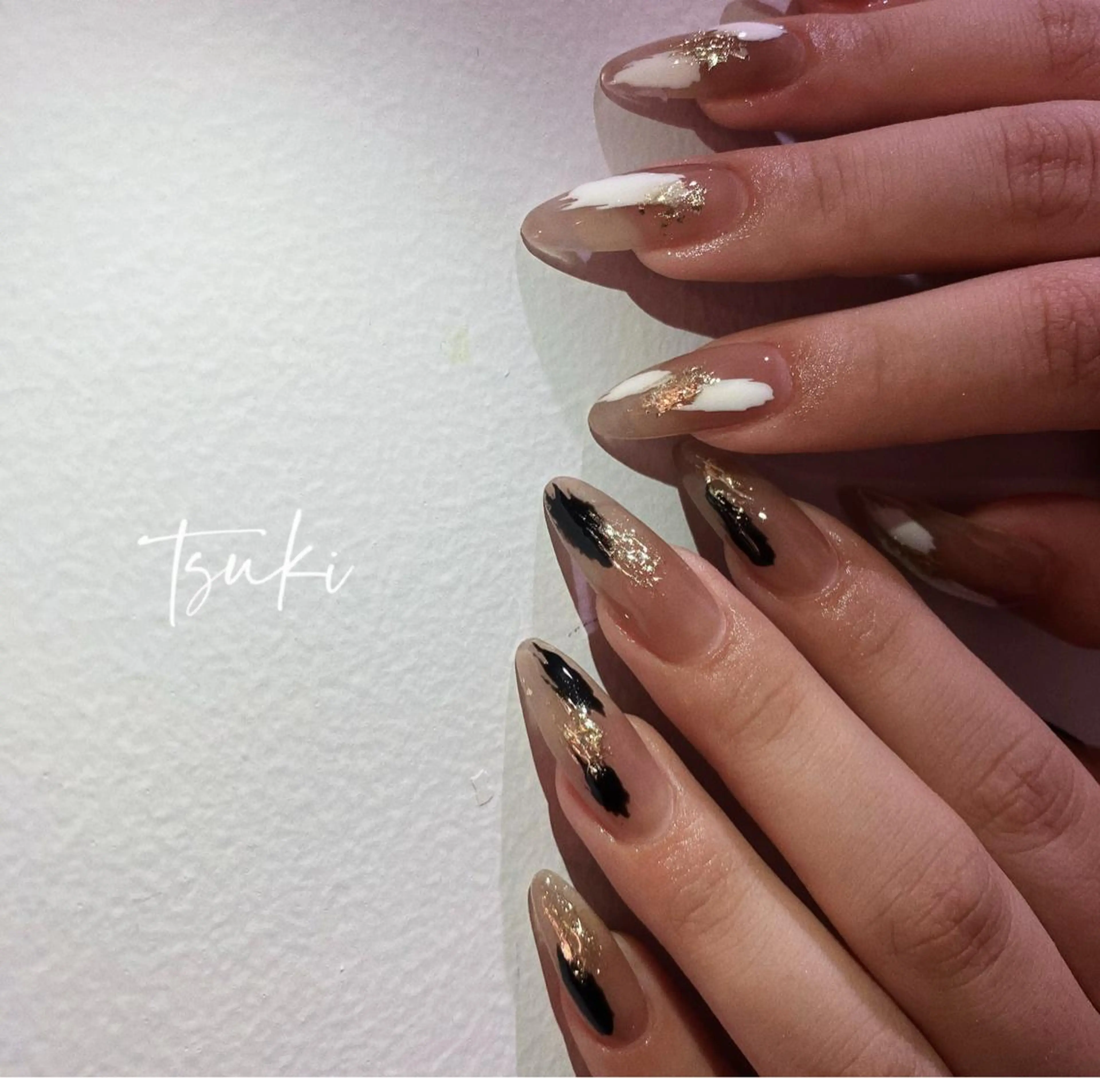 ロング ネイル LUNA Nail salon💕のネイルデザイン