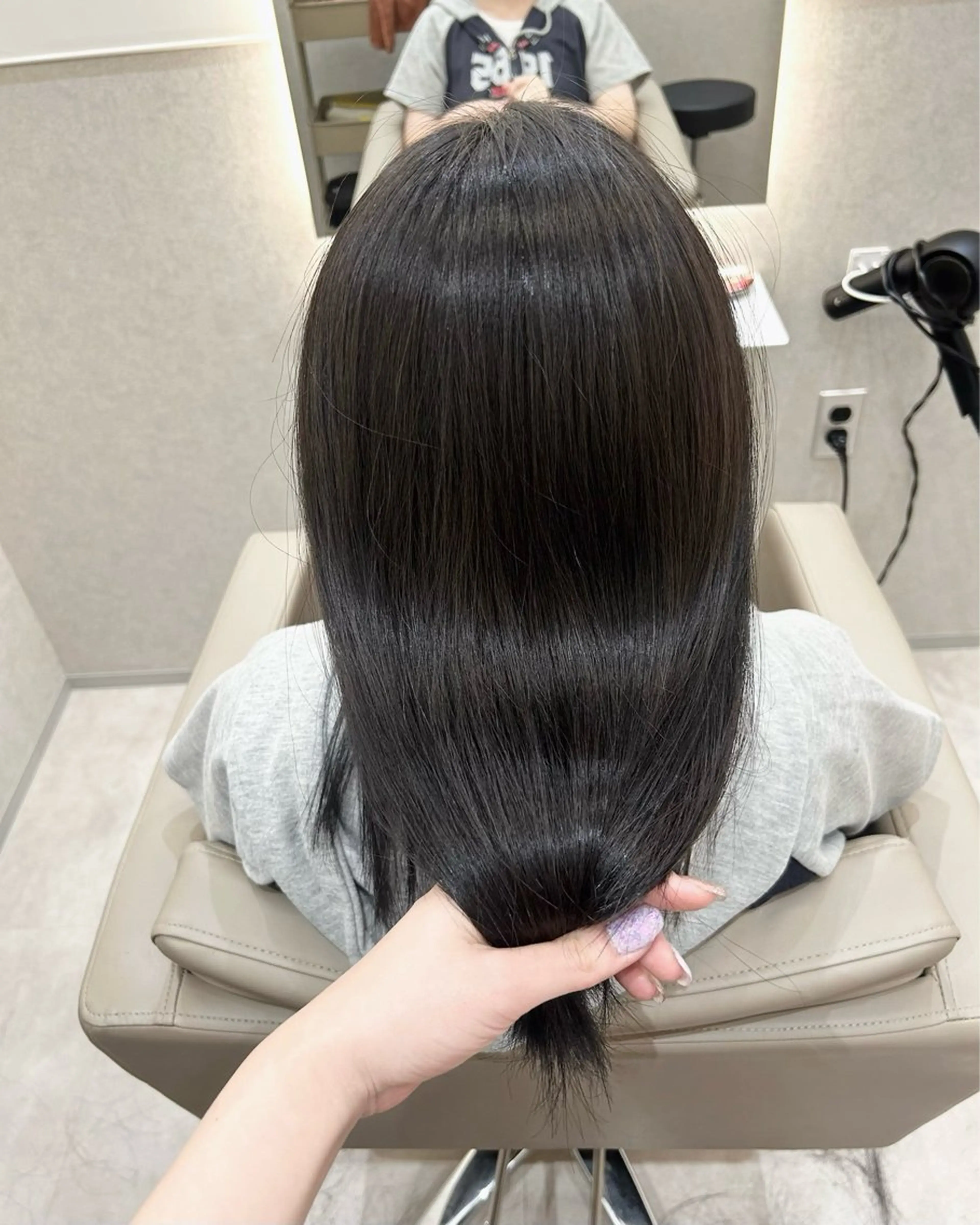 ロング カラー 透明感カラー グレージュ カット ヘアカラー トリートメント 韓国ヘア nanahaのヘアスタイル