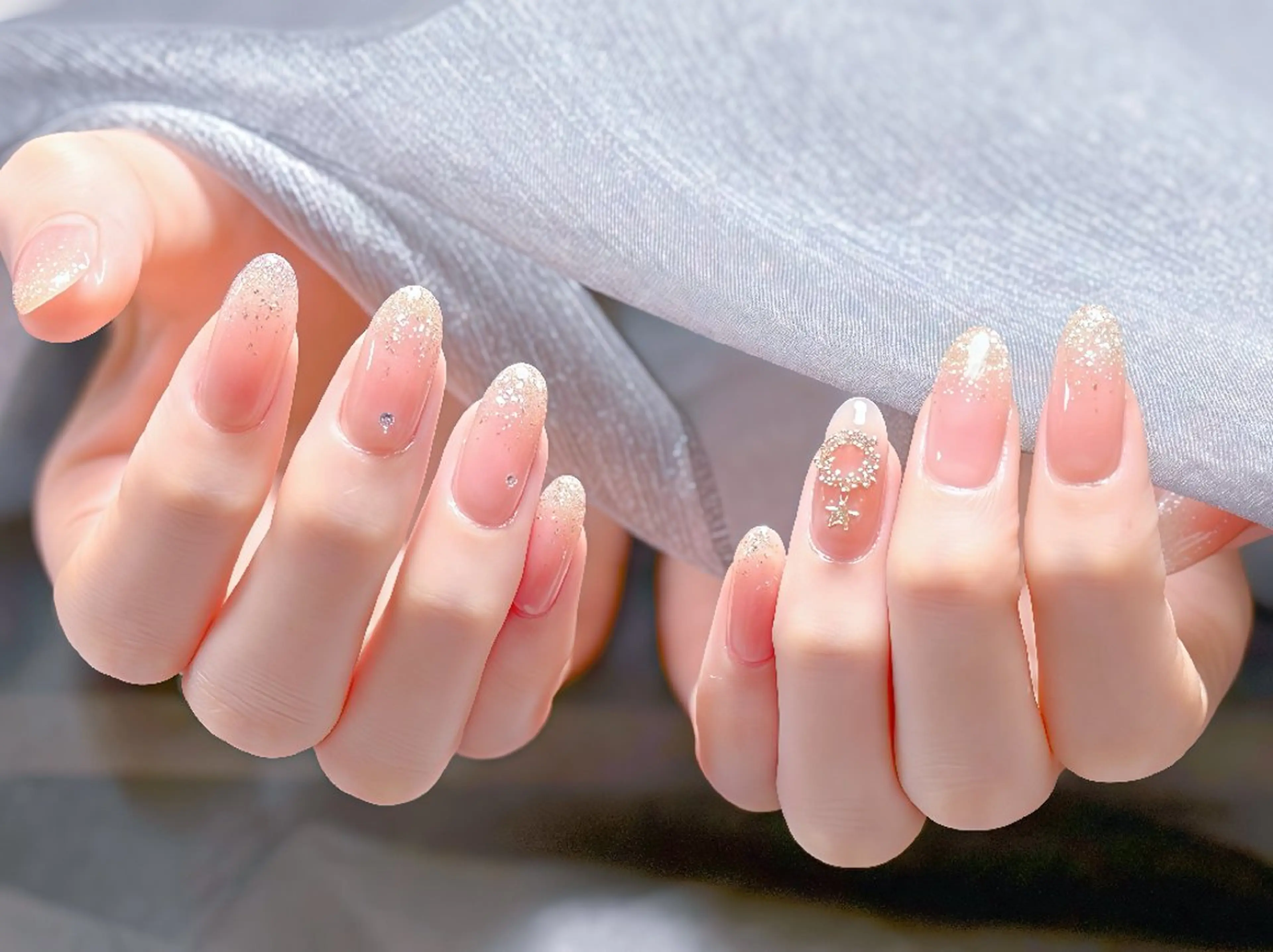 ネイル 長さ出し フレンチネイル グラデーション マグネットネイル マグネットフレンチ ハンドネイル ハンドケア るか 池袋のネイルデザイン