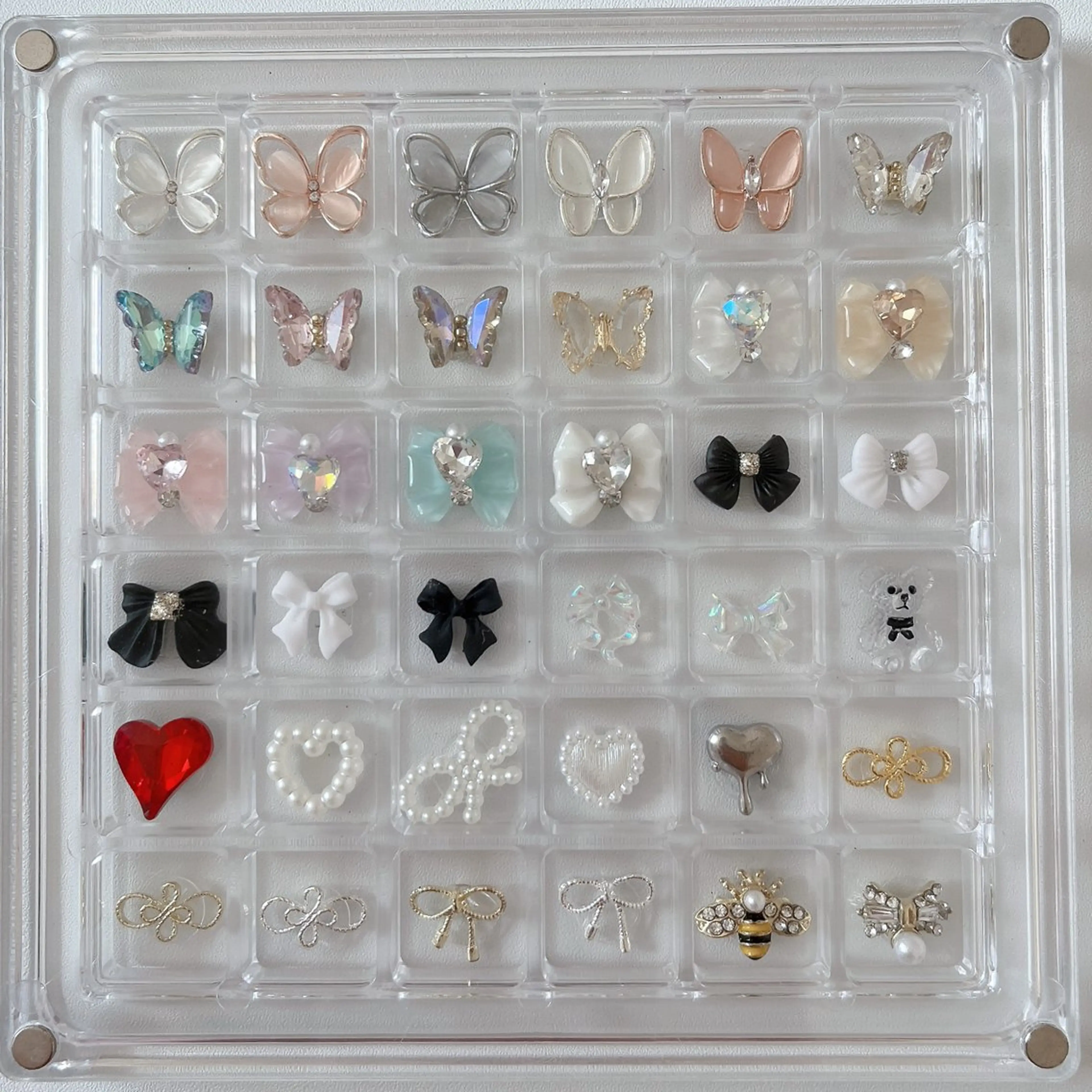 ネイル 児玉 茉緒のネイルデザイン