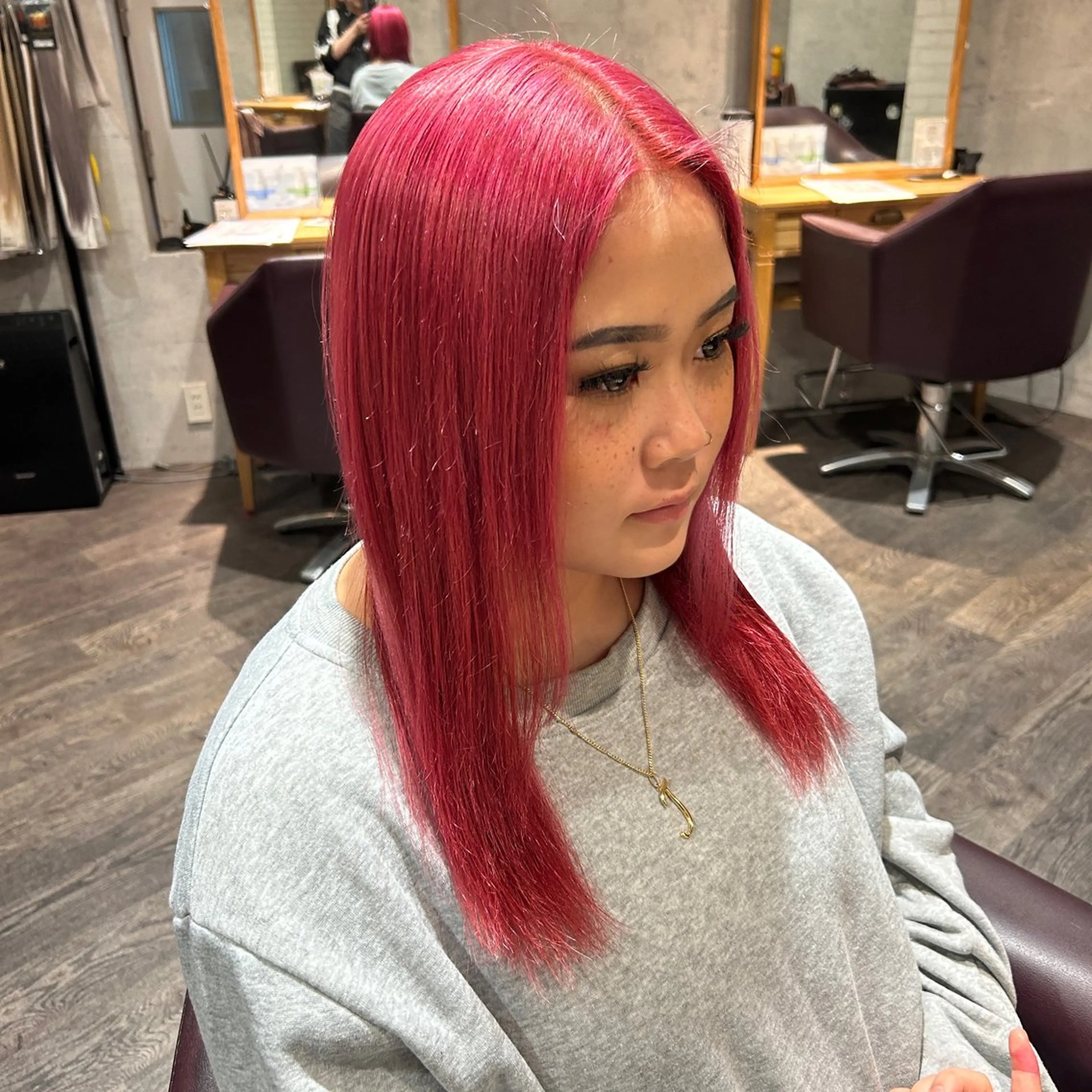 セミロング カラー カット ヘアカラー ハイトーン🇰🇷 19歳美容師アリルのヘアスタイル
