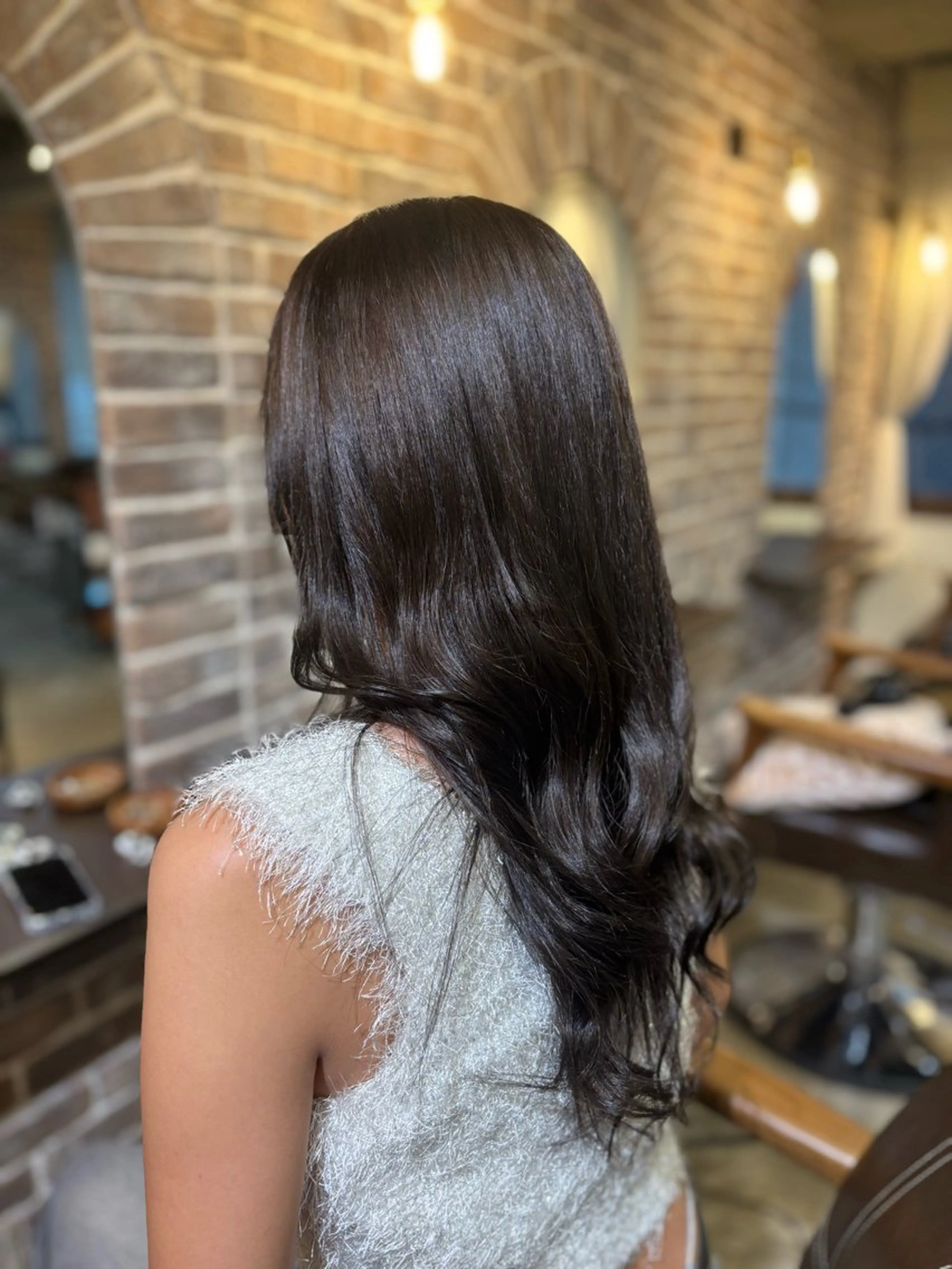ロング カラー グレージュ ハイライトカラー オリーブグレージュ オリーブグレー ハイライト ヘアカラー 川野 秀真のヘアスタイル