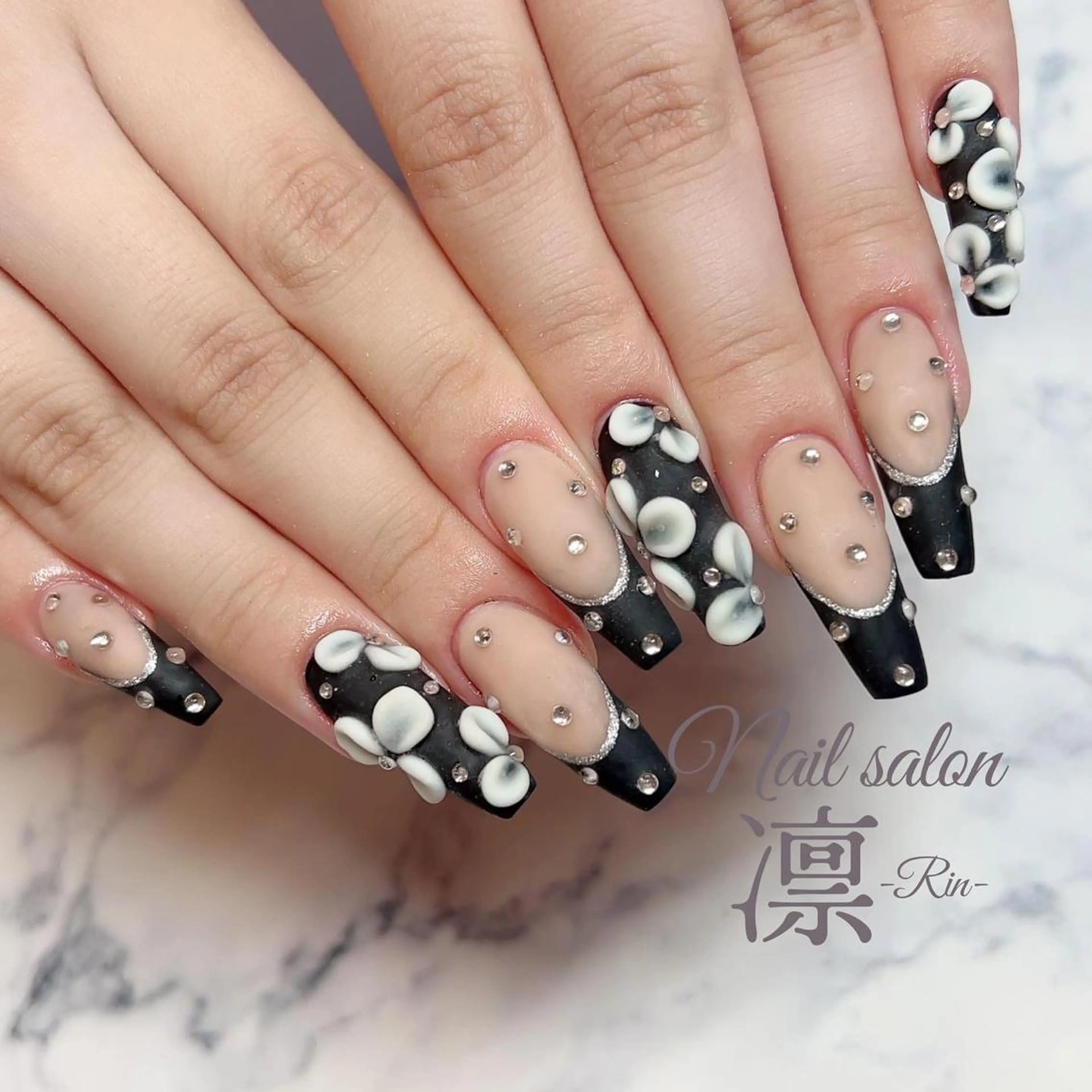 ネイル スカルプネイル private salon凛のネイルデザイン