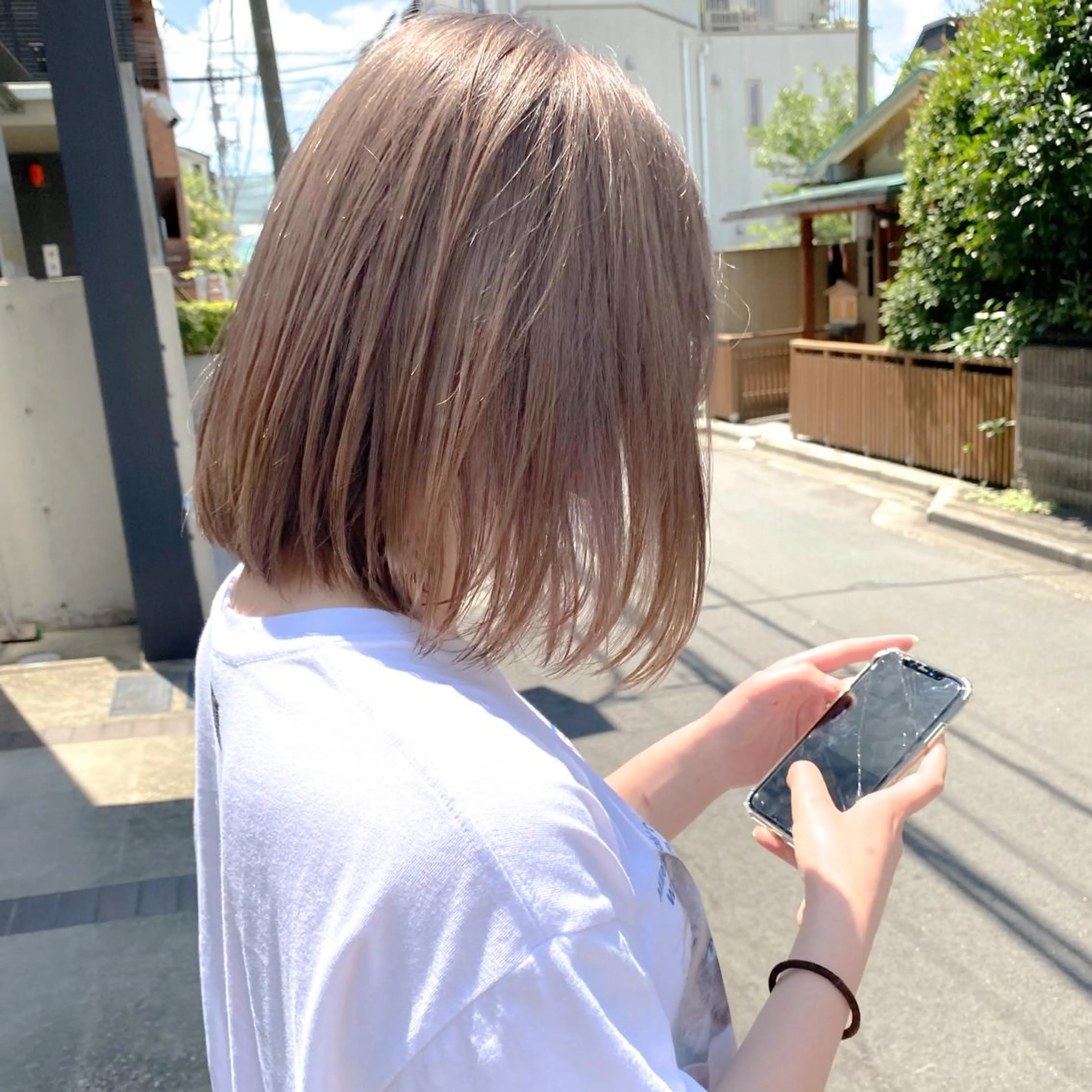 ショート カラー 艶髪ブリーチ 永井竜也のヘアスタイル