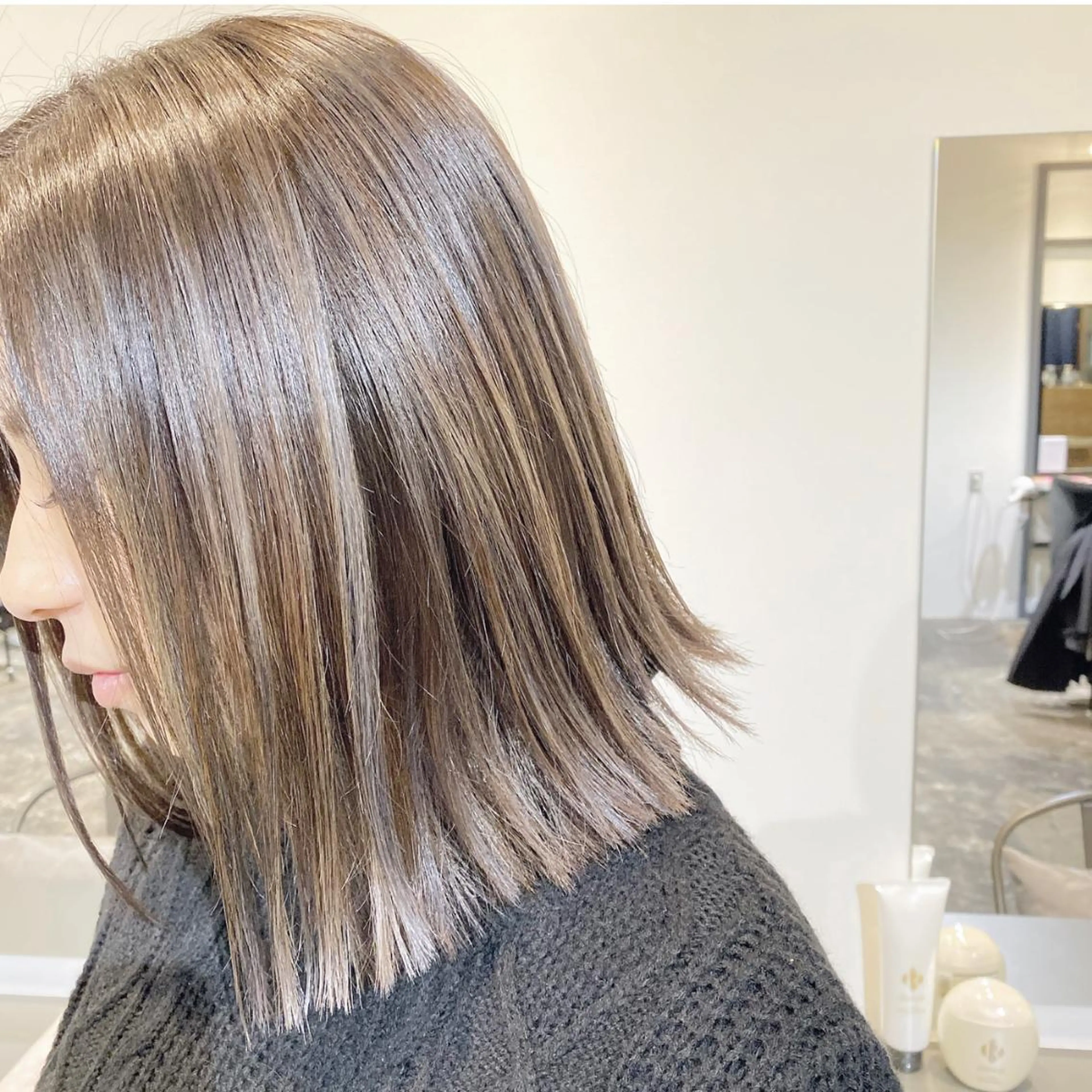 ミディアム カラー ヘアカラー トリートメント TRUCK トラックのヘアスタイル