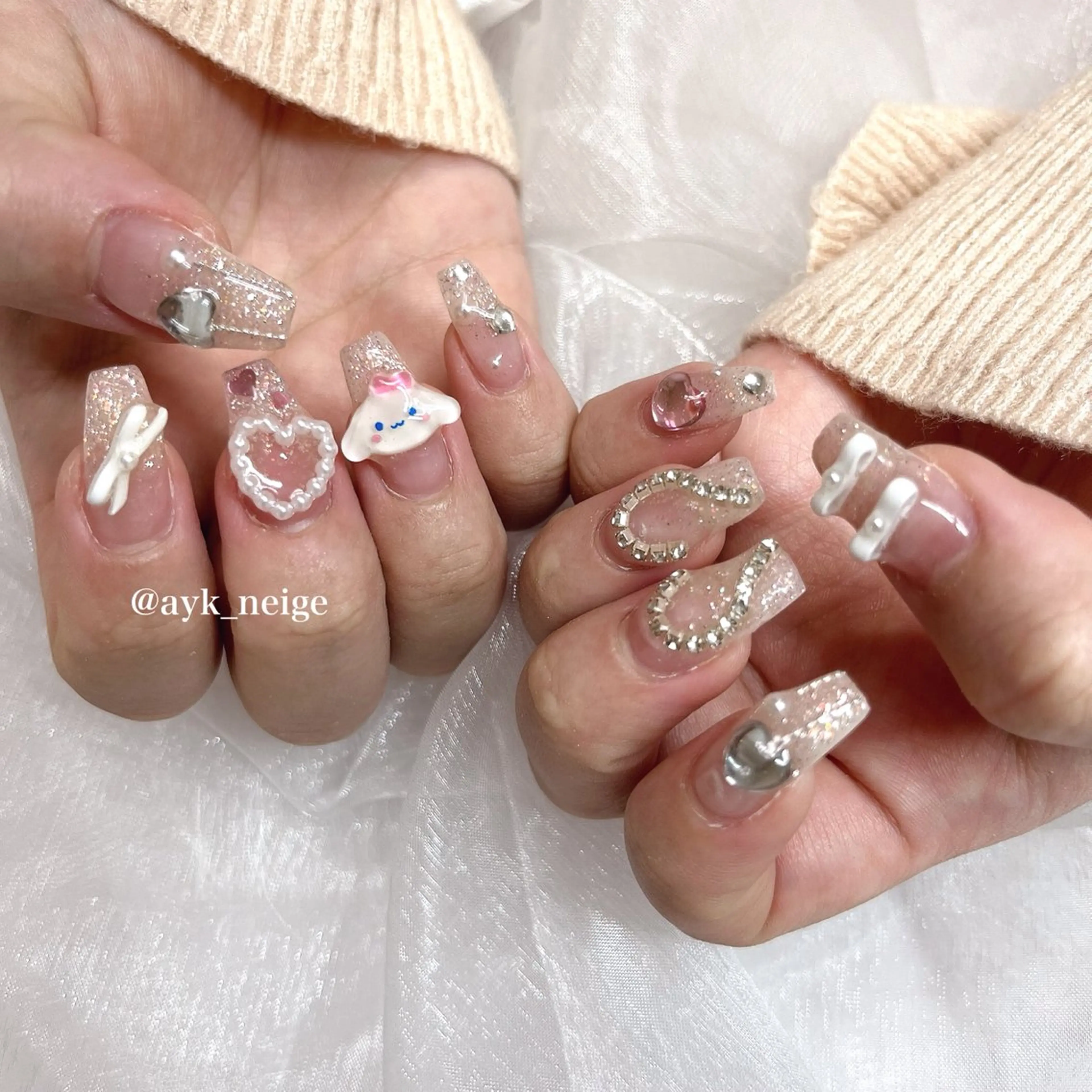 ネイル フットネイル キラキラネイル 韓国ネイル リボン n'eige nail所属・大谷 綾香のネイルデザイン