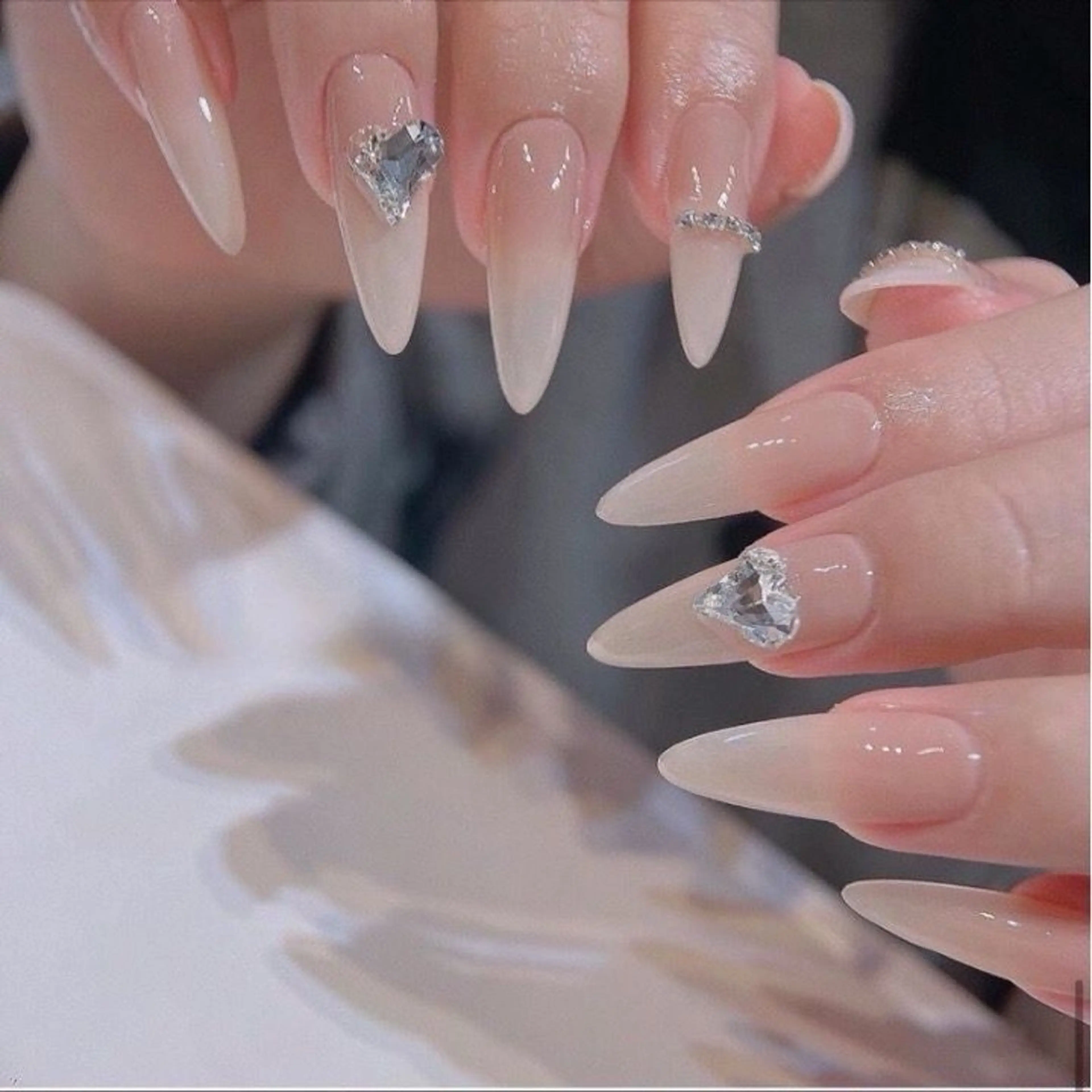 ネイル フットネイル フレンチネイル グラデーション キラキラネイル マグネットネイル Lina nail Lina nailのネイルデザイン