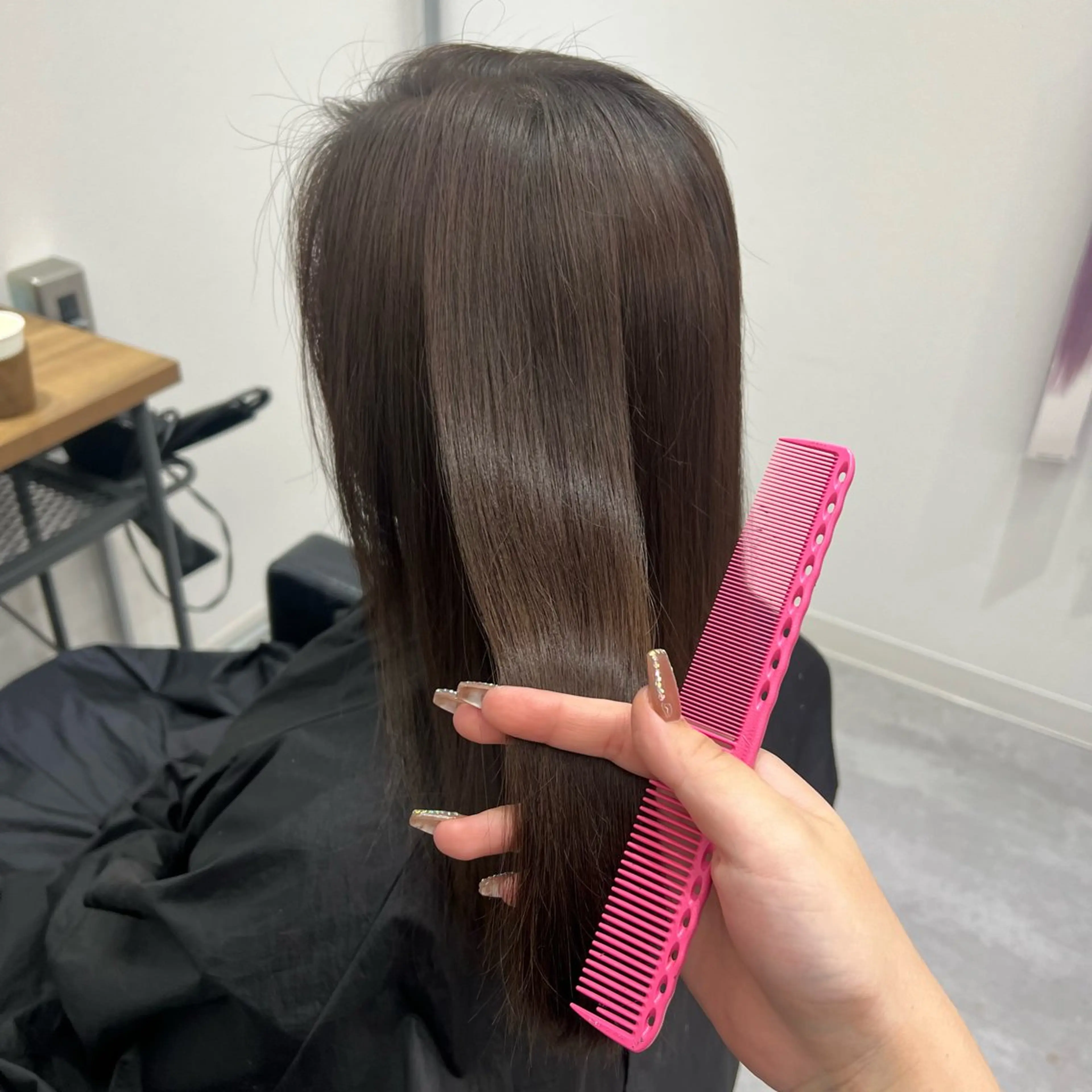 ロング カラー アッシュ ベージュカラー ブラウンカラー ブラウンベージュ 透明感カラー カットモデル募集 八王子/kyocoのヘアスタイル