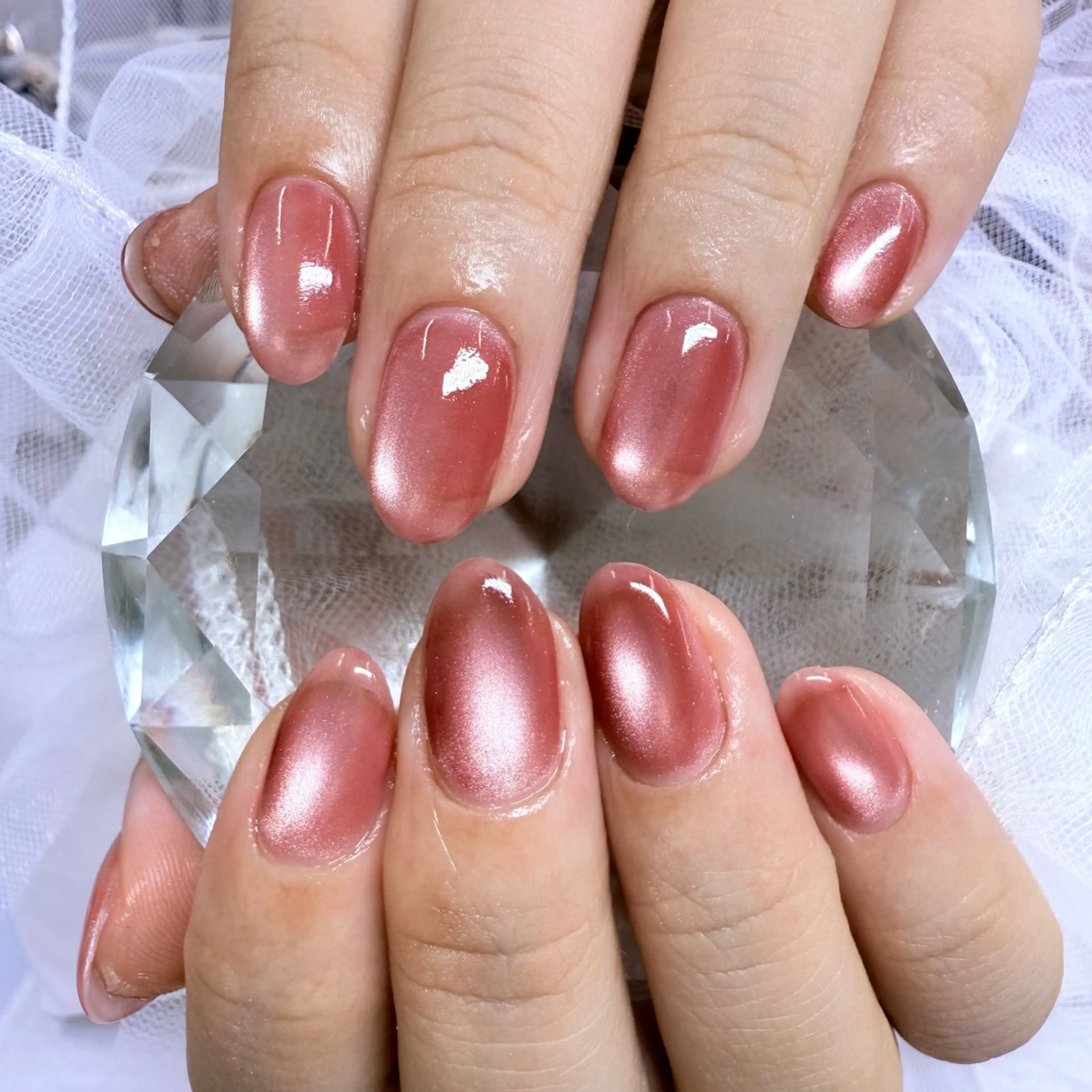 ネイル ワンカラーネイル 赤色 ハンドネイル Amie NAILのネイルデザイン