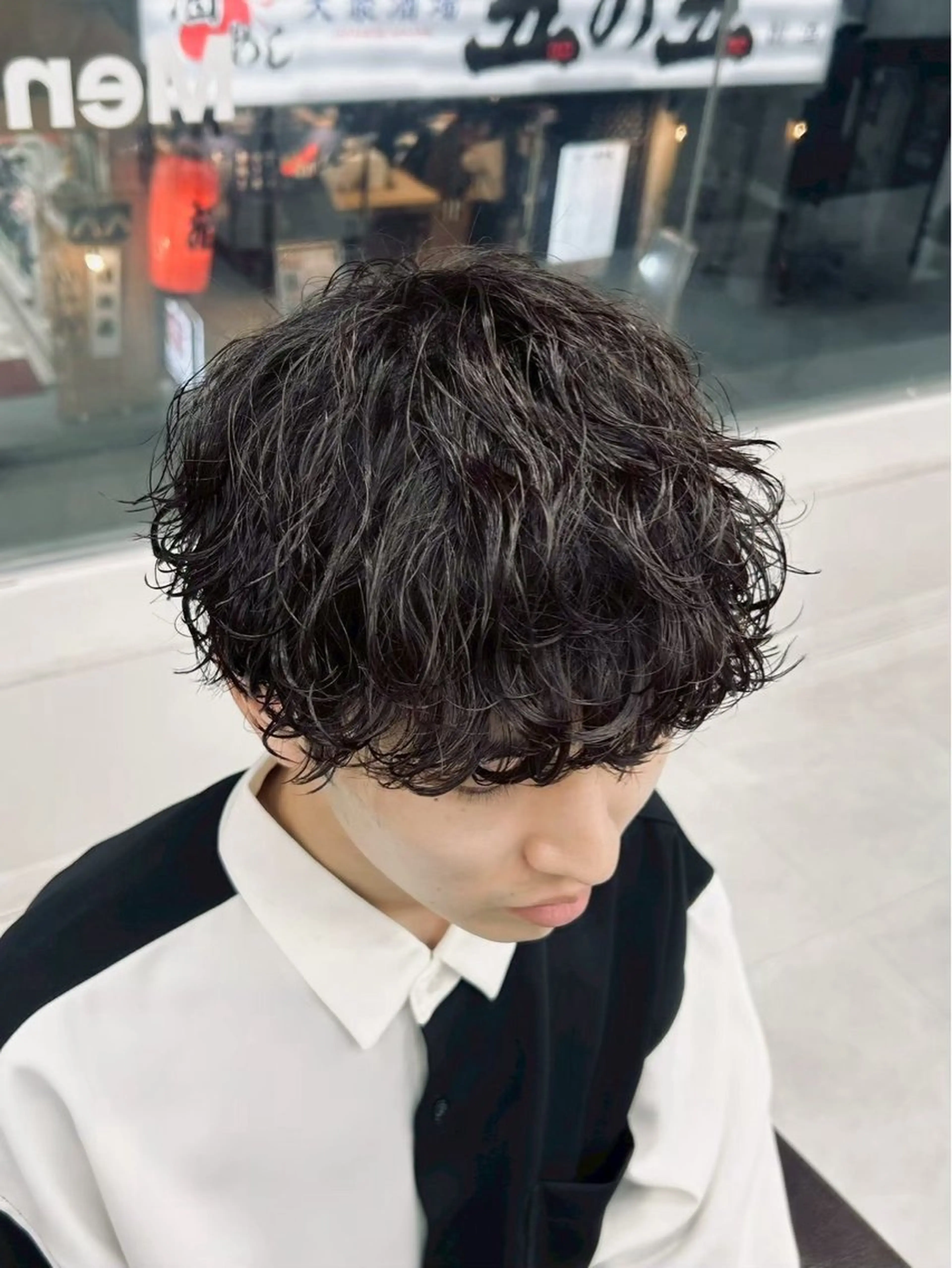 【🌊期間限定クーポン🌊】デザインカット➕波巻きパーマ［メンズカット／メンズパーマ／波巻きパーマ］の写真