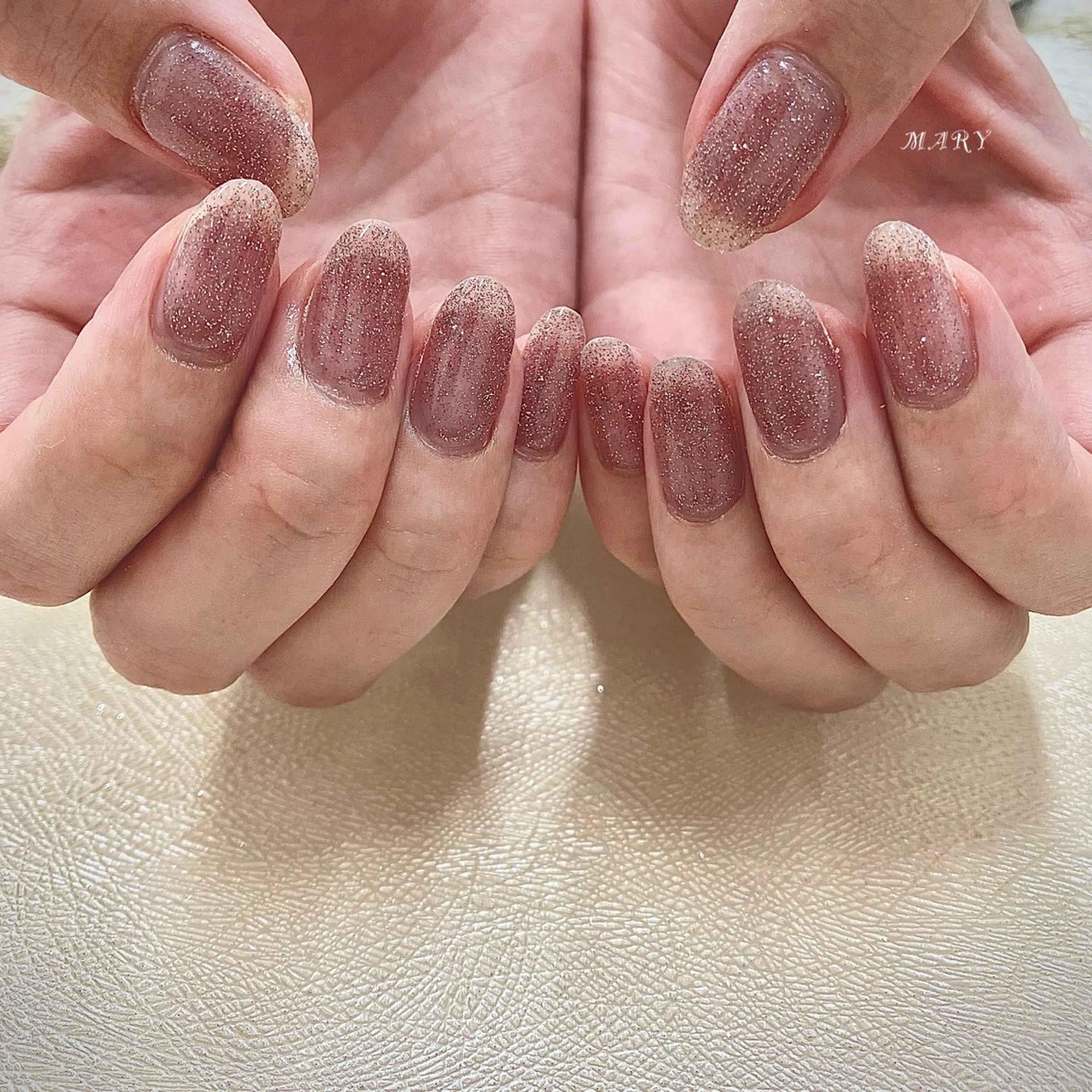 ネイル フラッシュネイル キラキラネイル ニュアンスネイル ワンカラーネイル パープル Mary nail所属・Mary nail .narumiのネイルデザイン