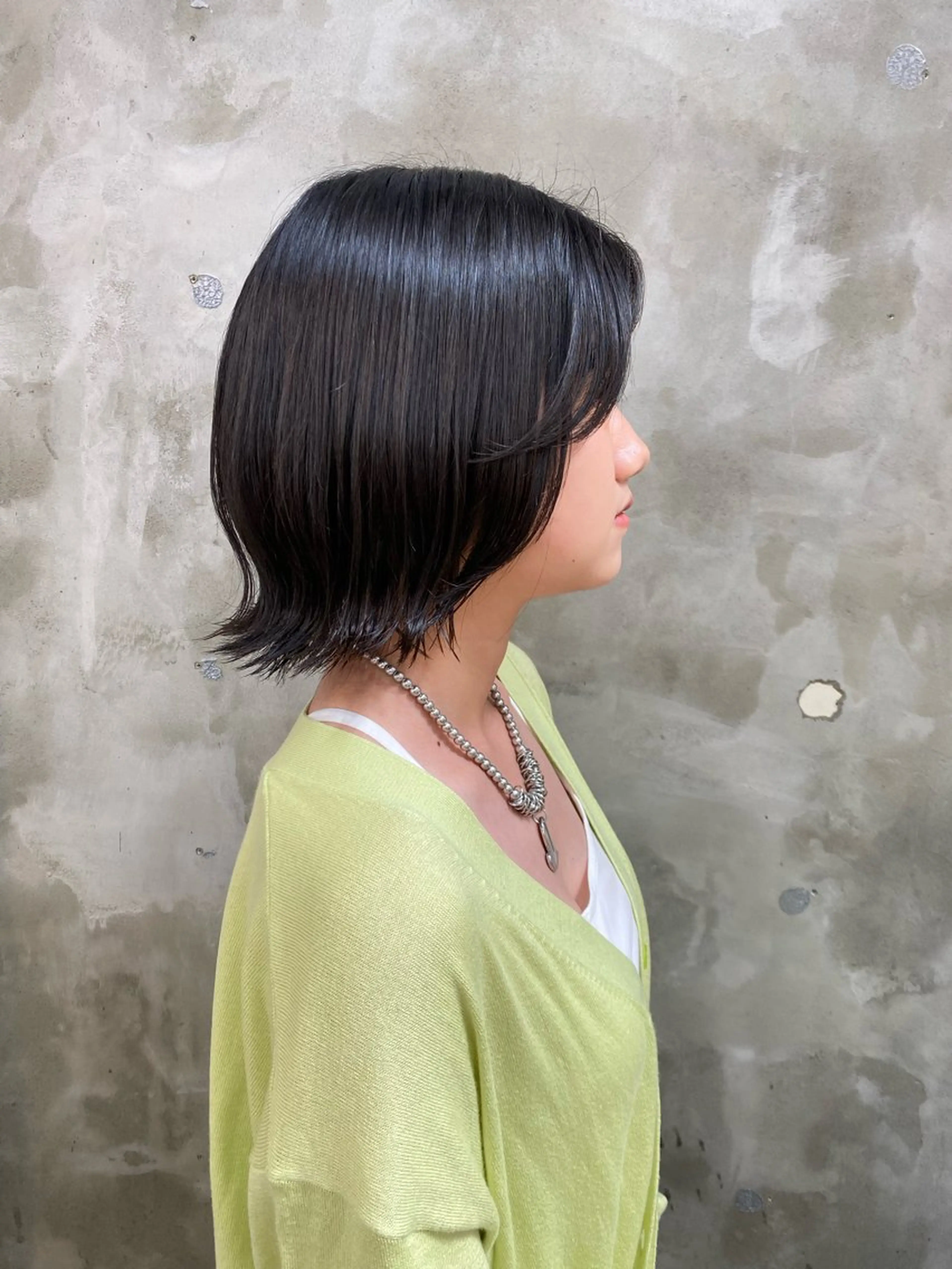 ショート ボブ 顔まわりレイヤー 顔周りカット レイヤーカット 志賀 あずみのヘアスタイル