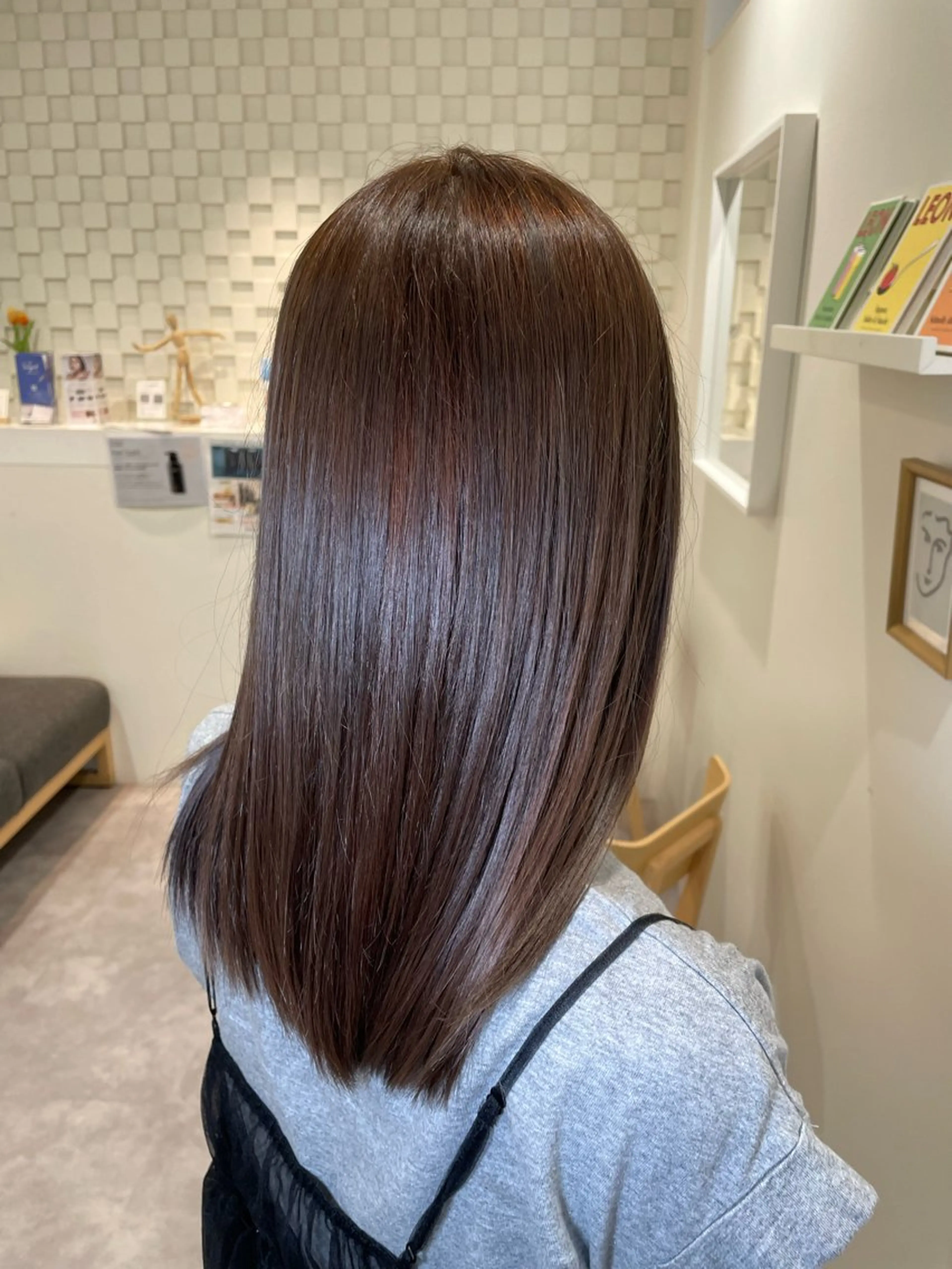 セミロング ヘアカラー トリートメント CARE ．KOBE所属・京谷 日向のヘアスタイル