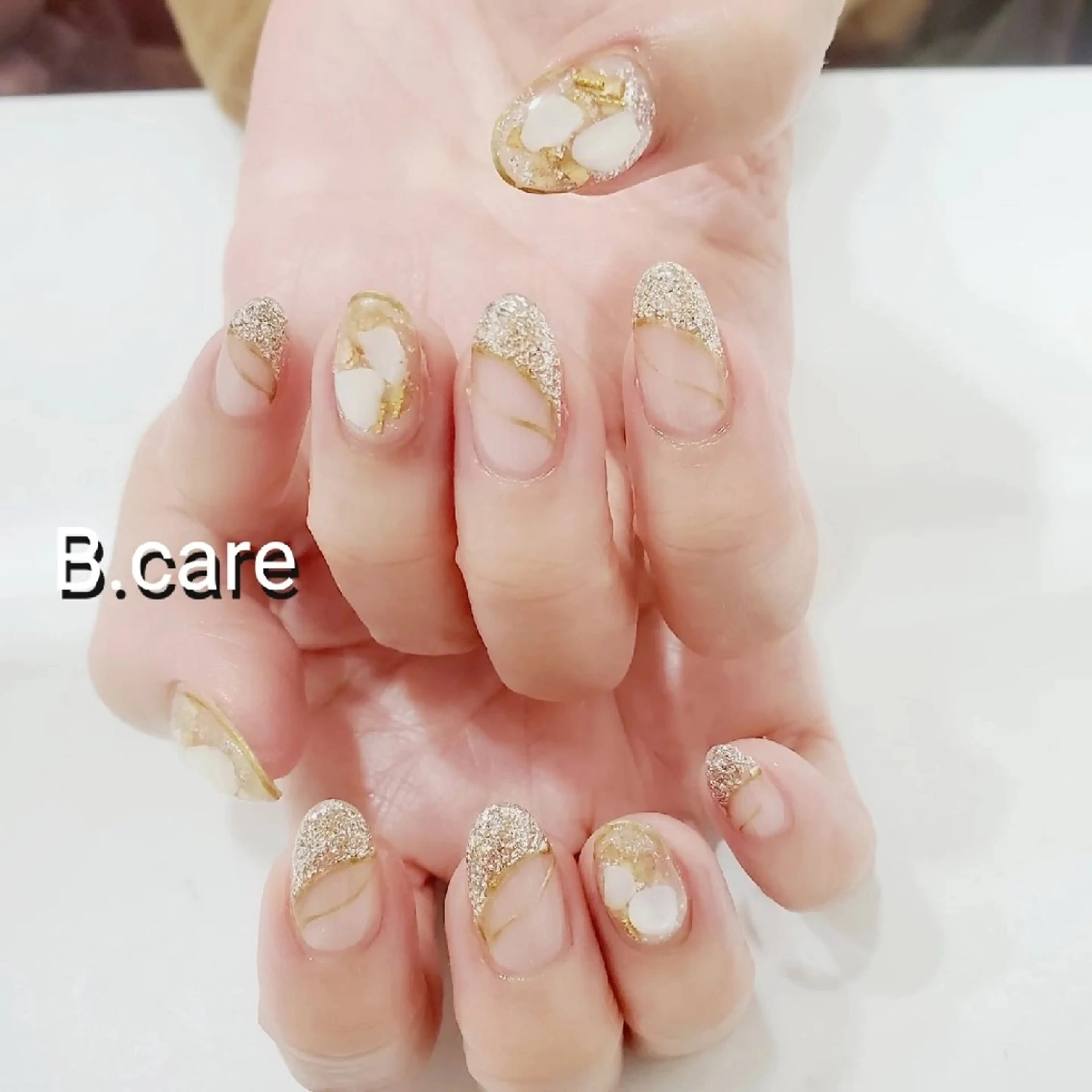 ネイル キラキラネイル B.care自由ヶ丘所属・早坂  のネイルデザイン