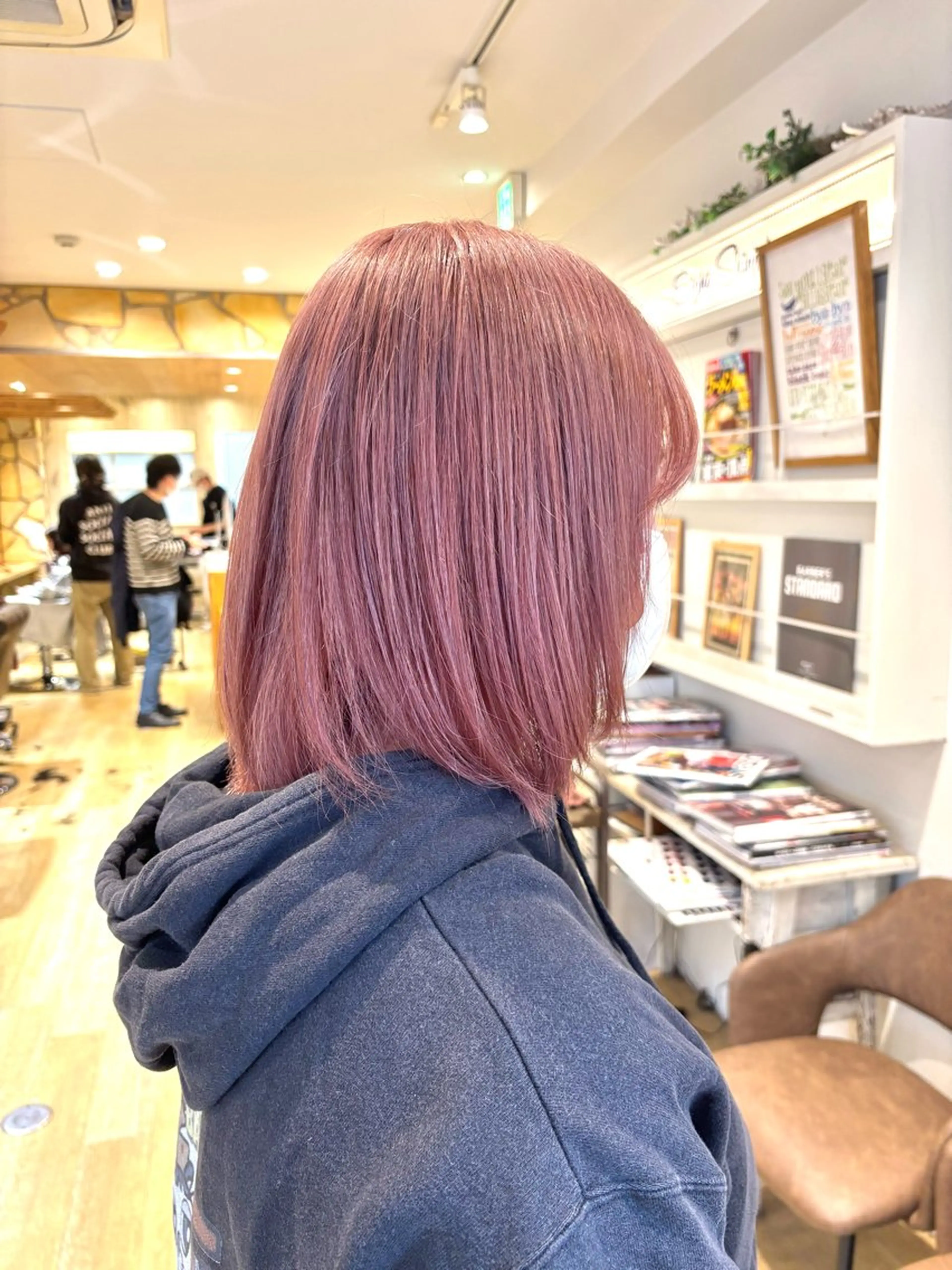 セミロング カラー ヘアアレンジ メンズ カット ヘアカラー トリートメント 新宿　副店長 新井彩斗のヘアスタイル
