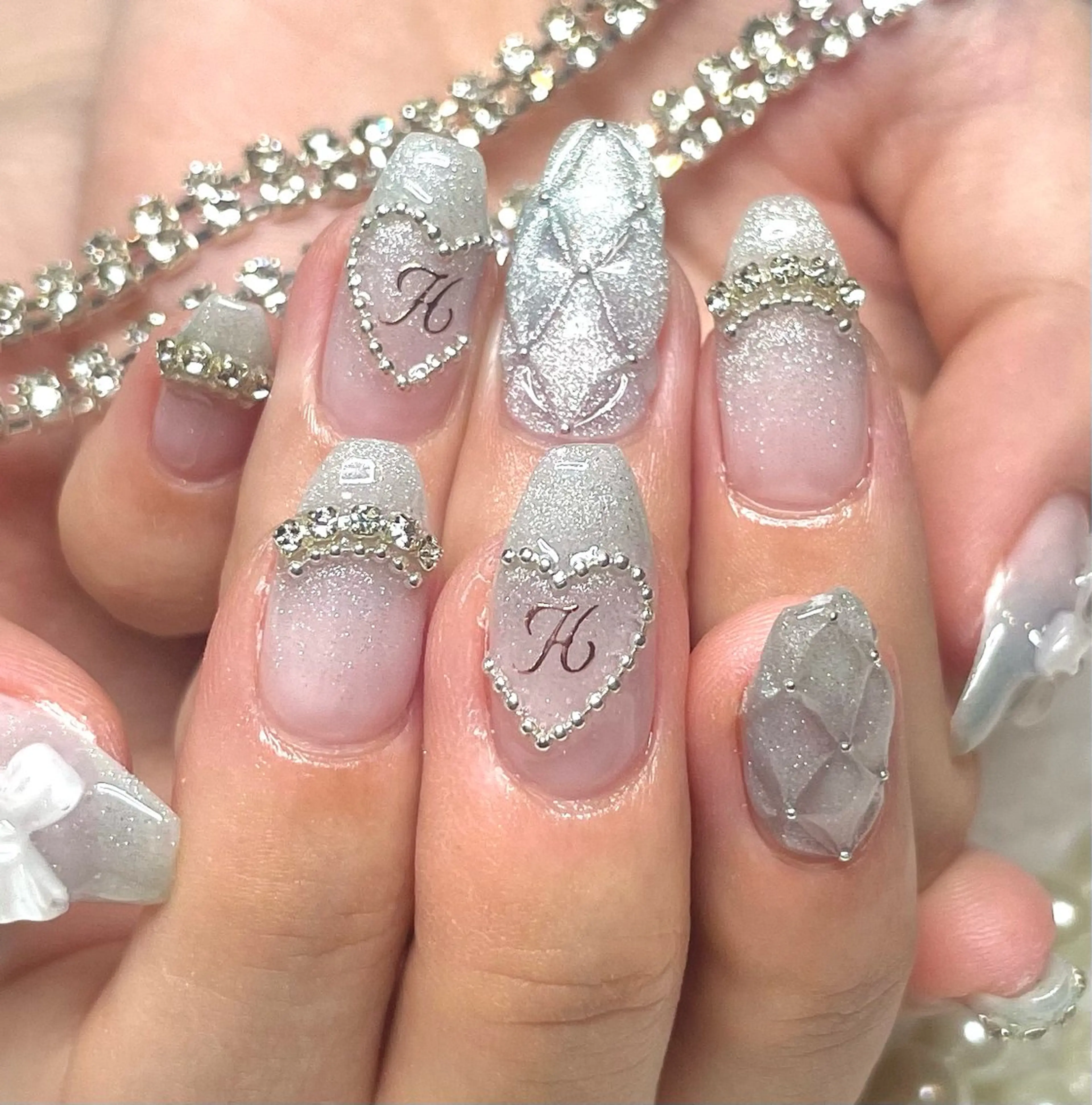 ネイル ChouChou NAIL SALON所属・サキ ChouChouのネイルデザイン