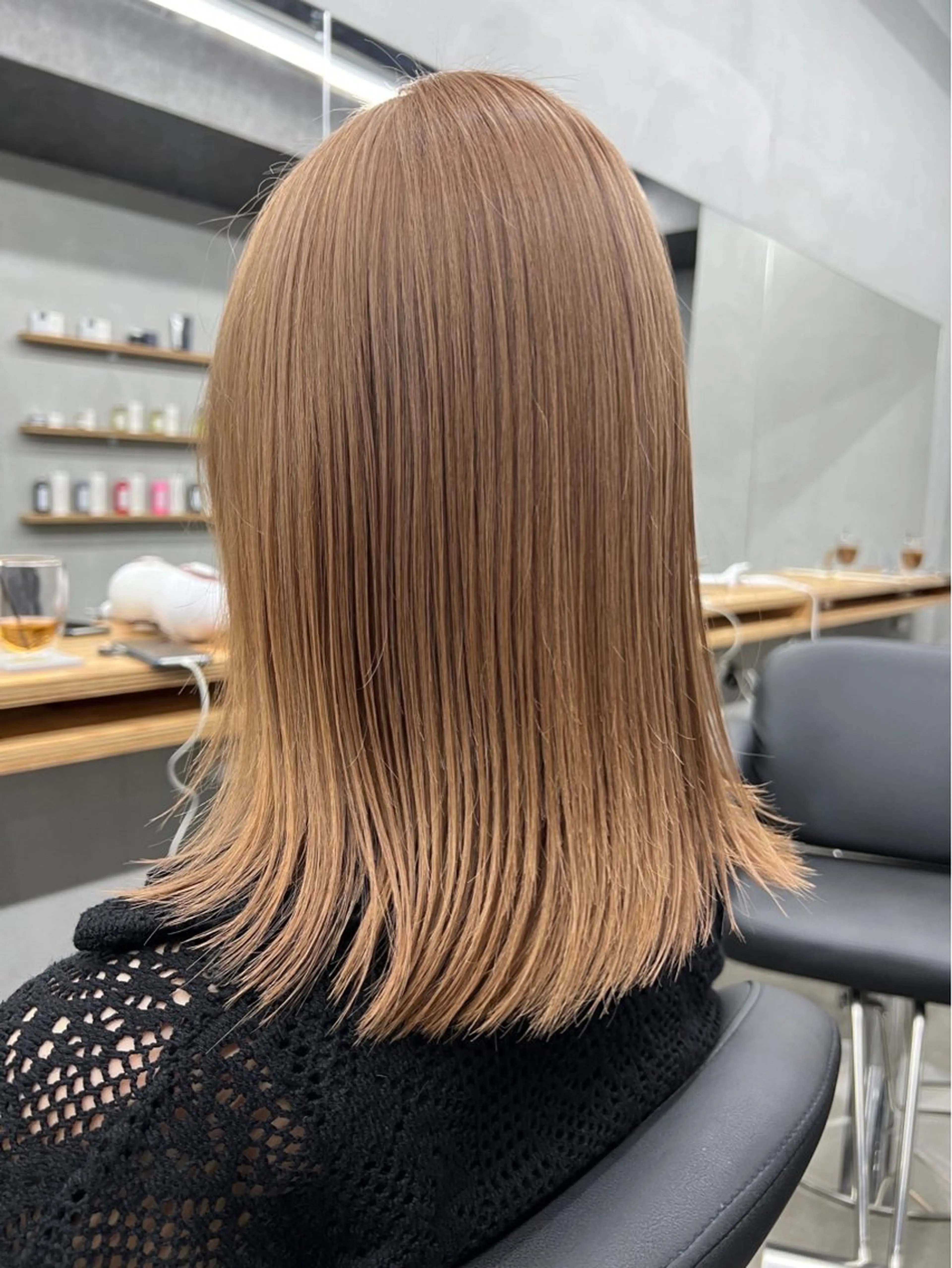 ミディアム mono / Manatoのヘアスタイル