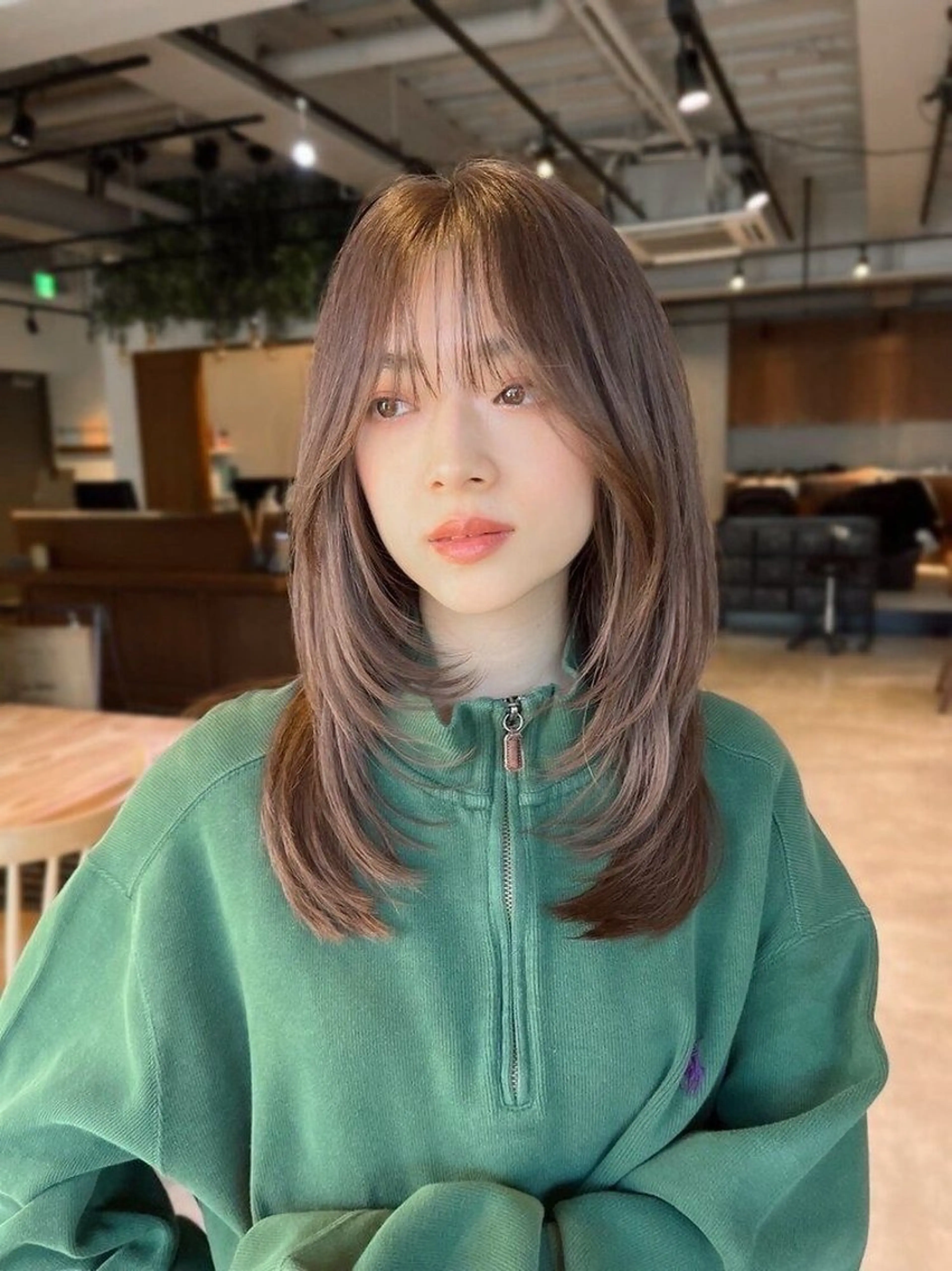 ミディアム カラー ioeマネージャー /陰山 英明のヘアスタイル