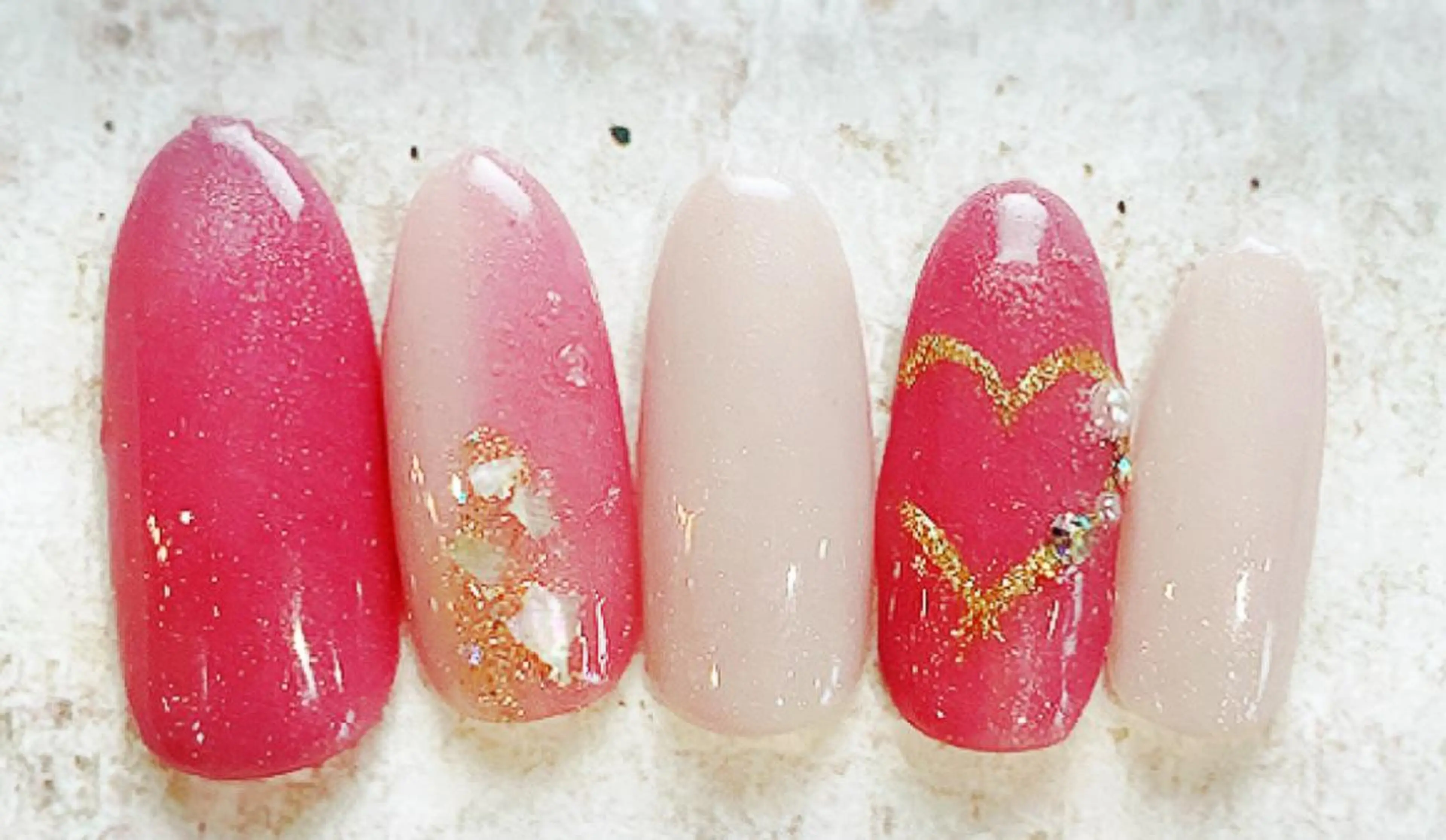 ネイル アートネイル ジェルネイル パラジェル バレンタイン 冬ネイル Rairia nail本八幡店のネイルデザイン