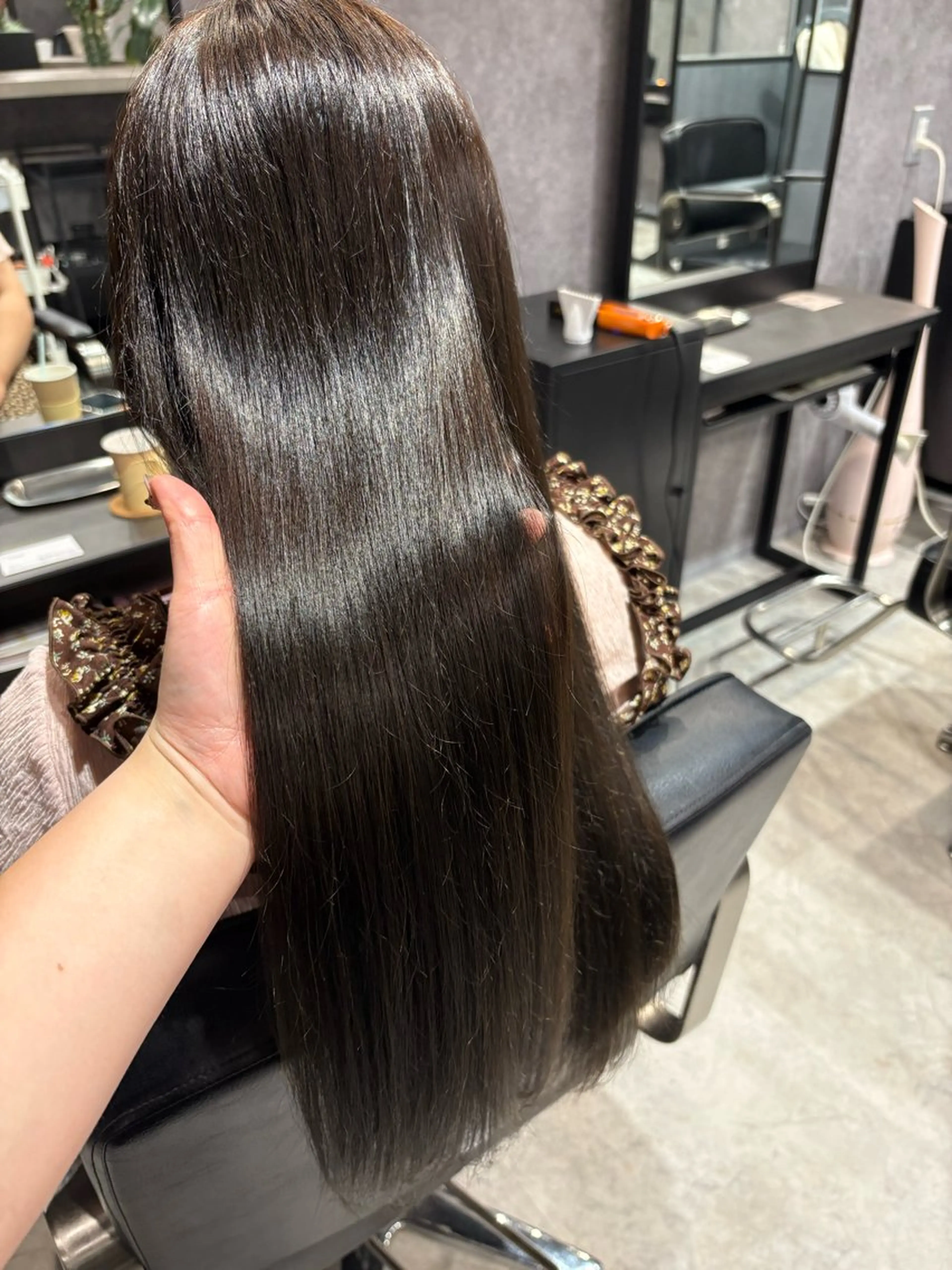 ロング ヘアカラー ink mocaのヘアスタイル
