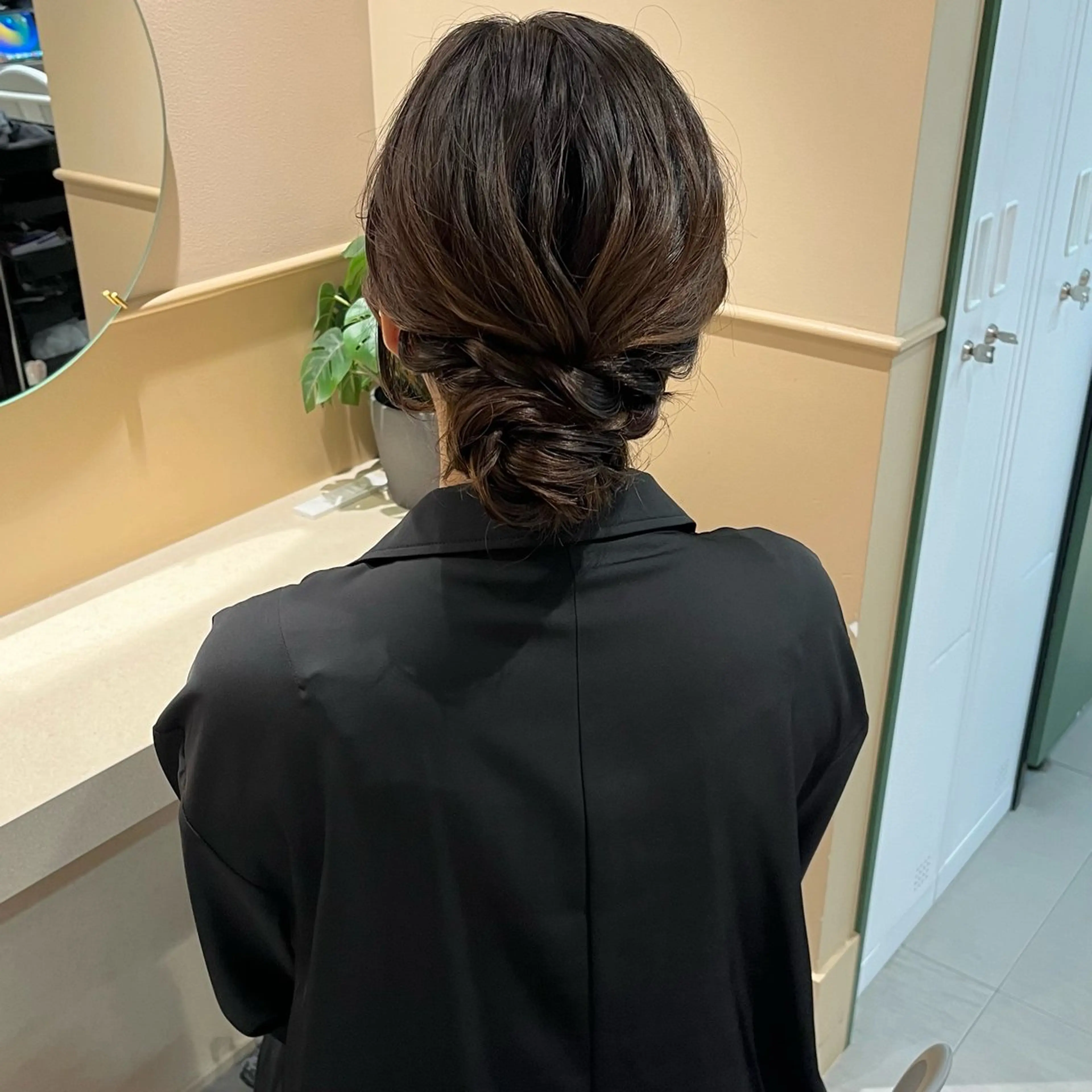 ロング ヘアアレンジ ヘアセット 🫧tomoka 透明感カラー🫧のヘアスタイル