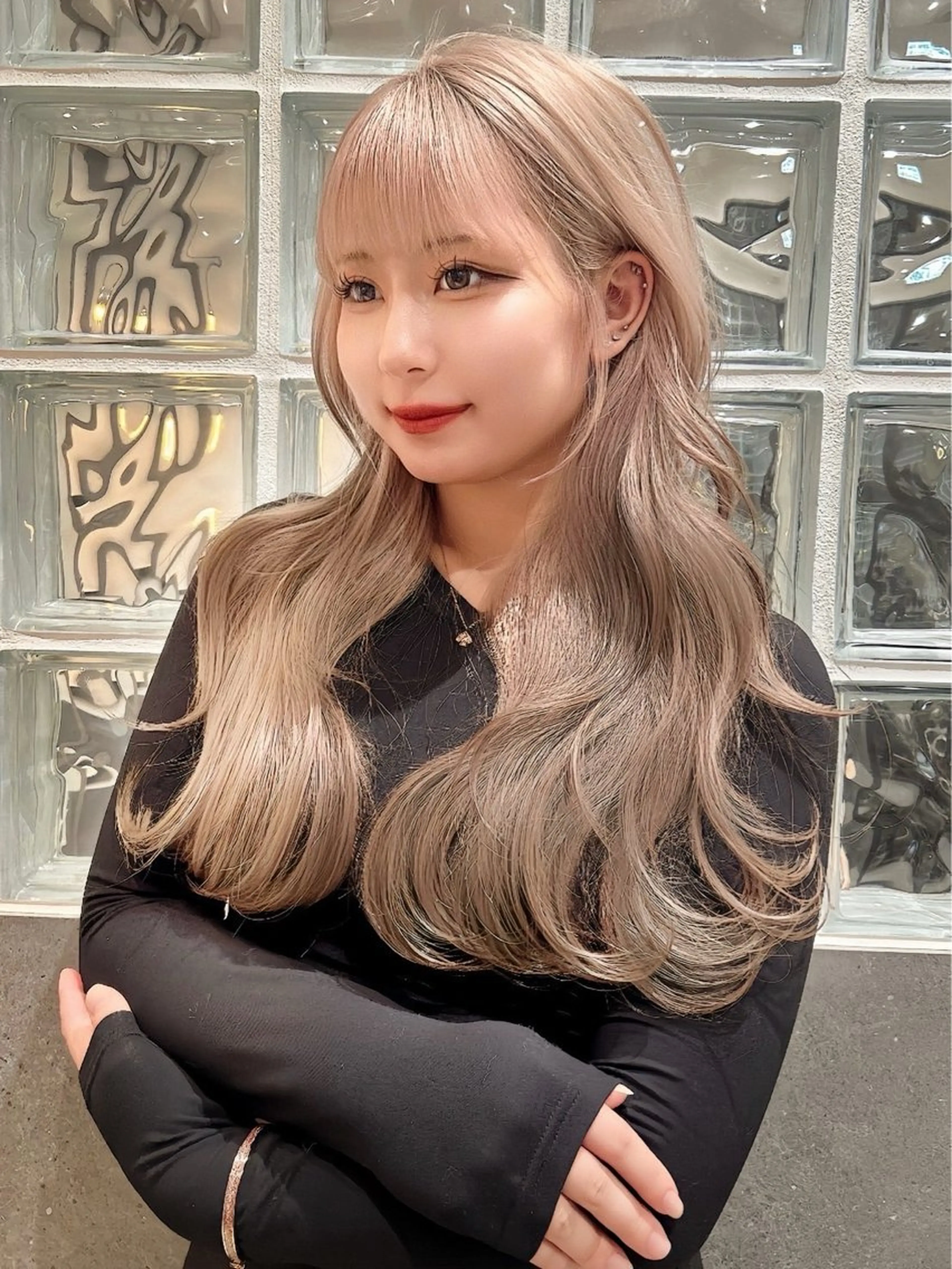 ロング カラー ブリーチ ダブルカラー レイヤーカット カット ヘアカラー トリートメント 🥇KEN /人気指名殺到中‼️のヘアスタイル