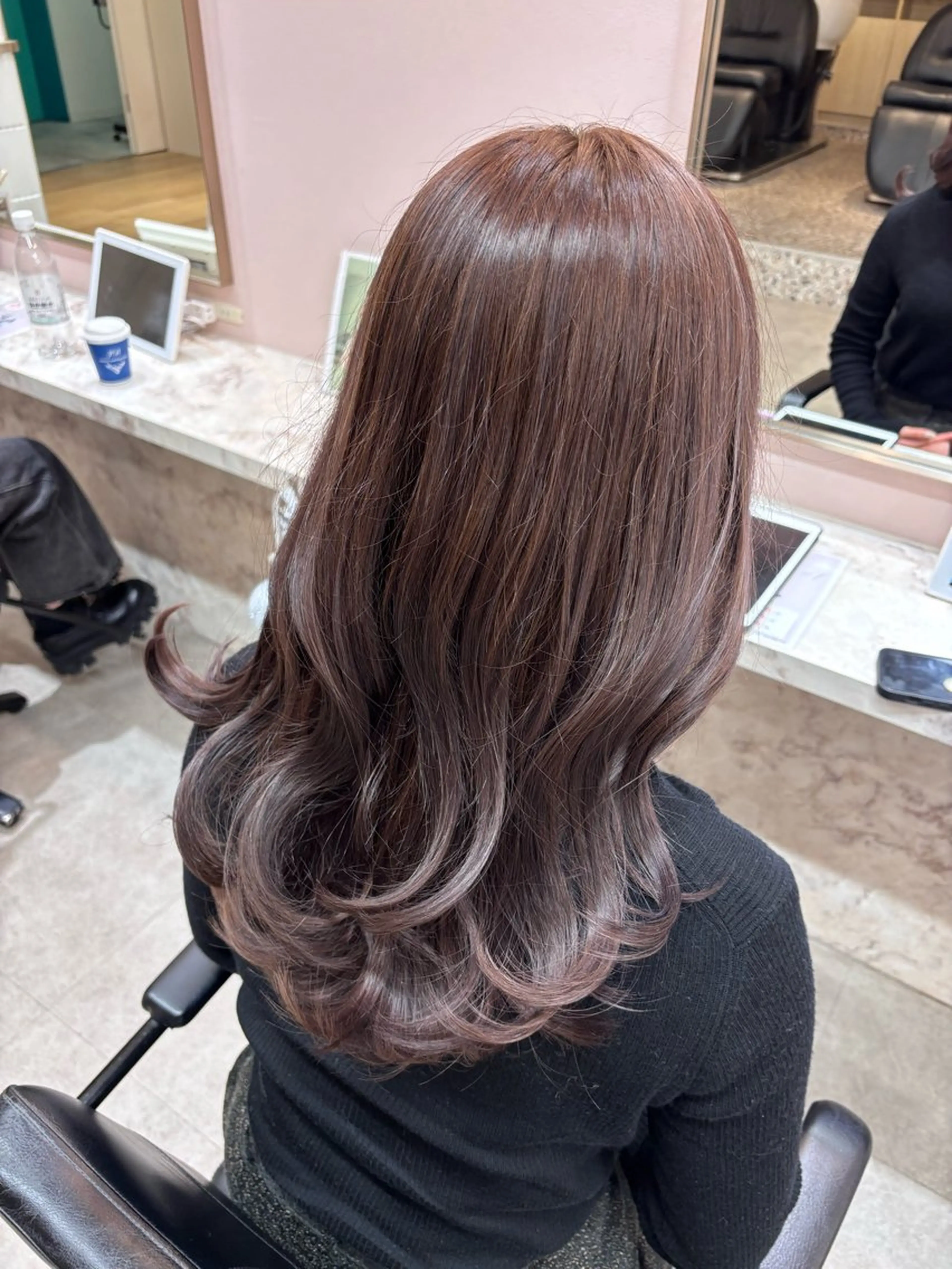 ロング LallYou金山所属・中村 紅葉のヘアスタイル