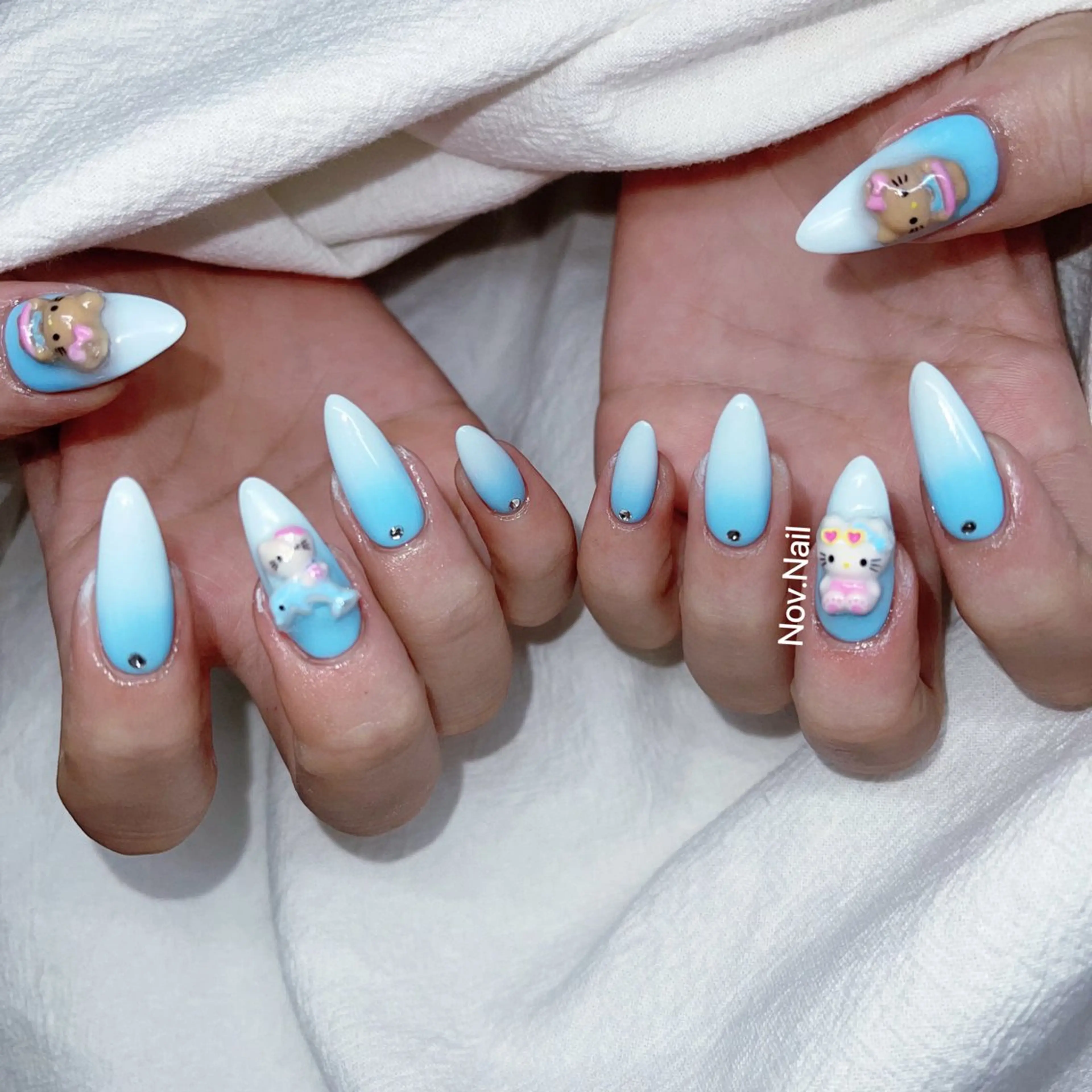 ネイル ハンドネイル ハンドケア Nov. ネイルサロンのネイルデザイン