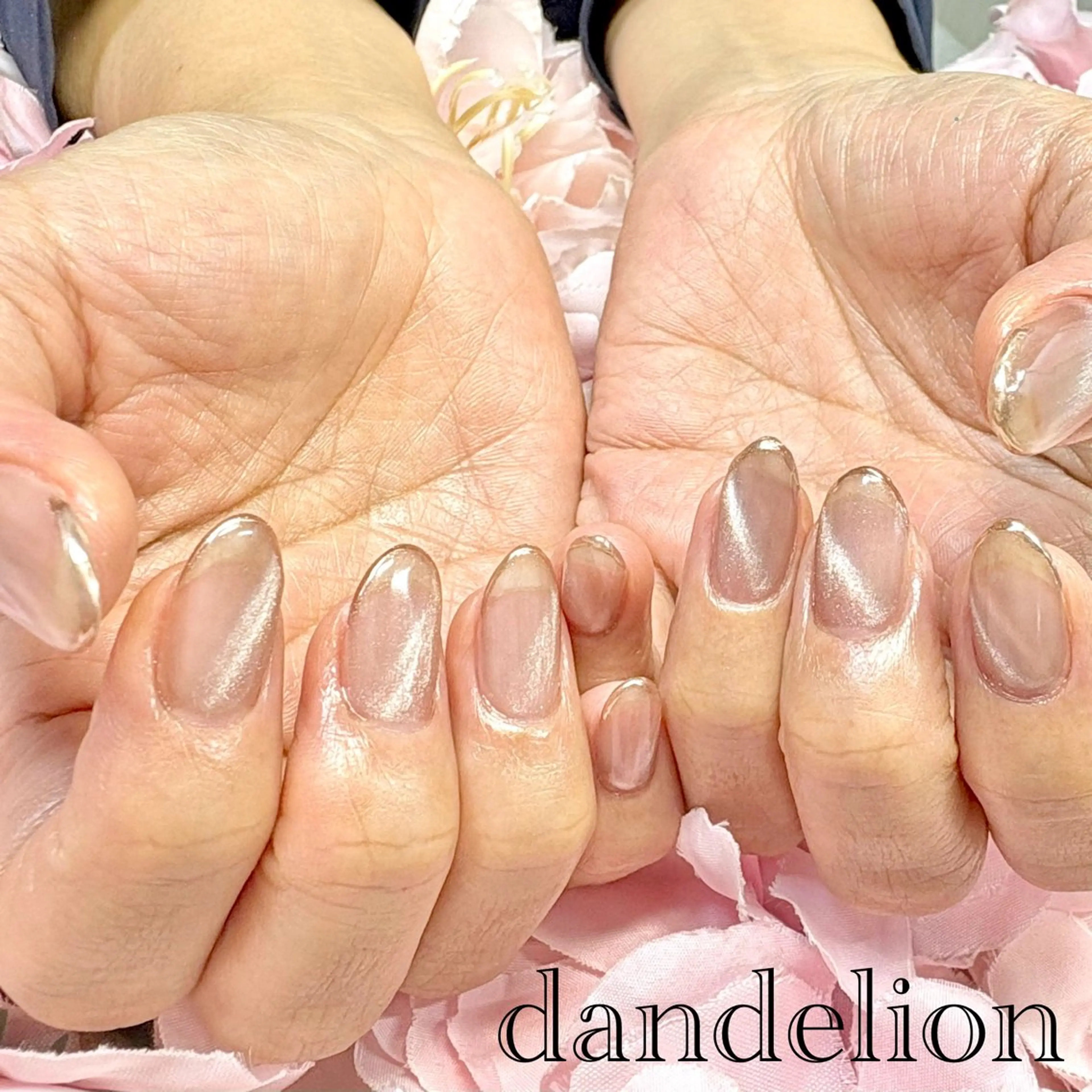 ネイル ハンドネイル ハンドケア dandelion ダンデライオンのネイルデザイン