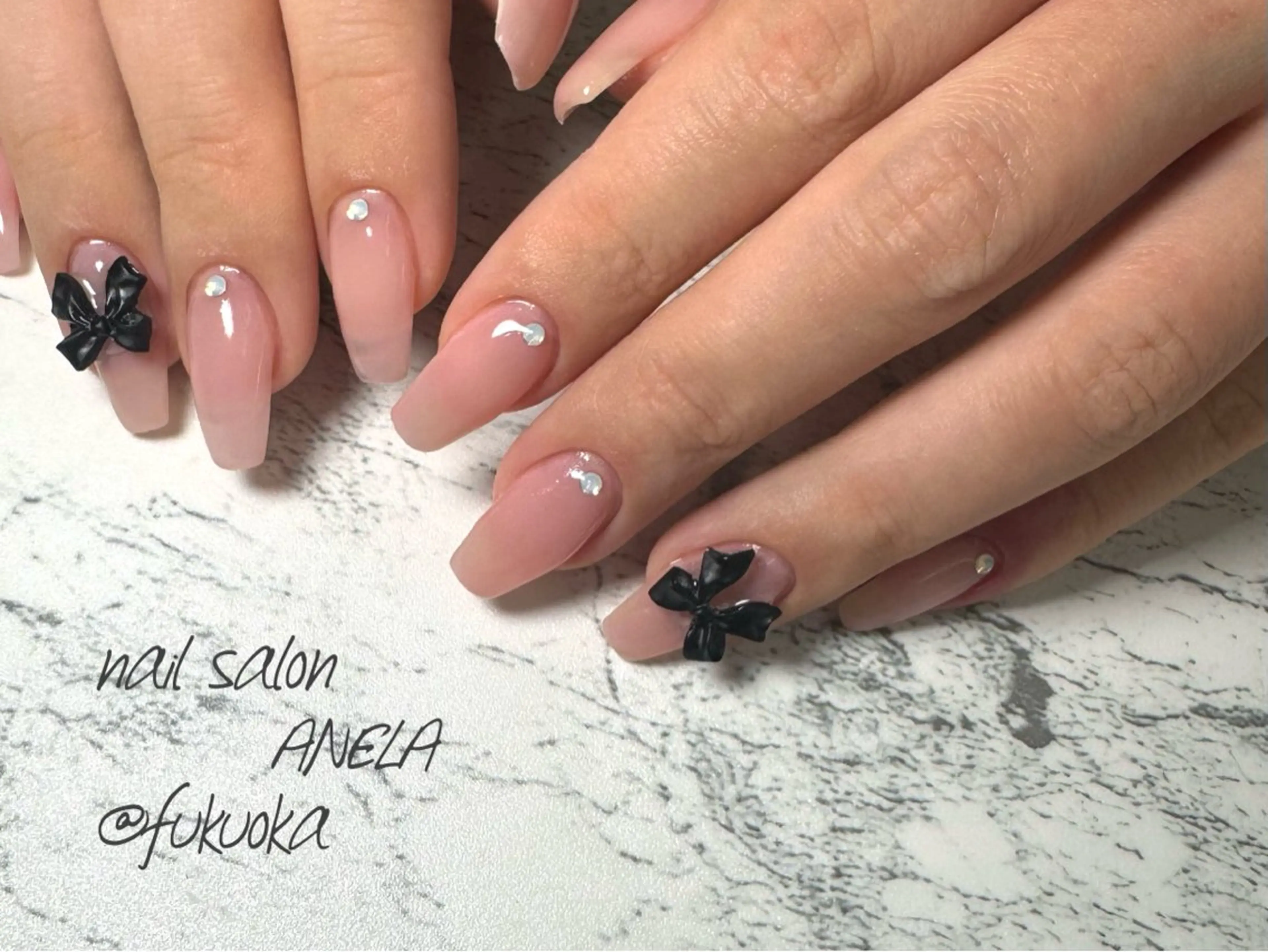 ネイル ピンク リボン ハンドネイル nail salon ANELA所属・nail salon ANELA mayaのネイルデザイン