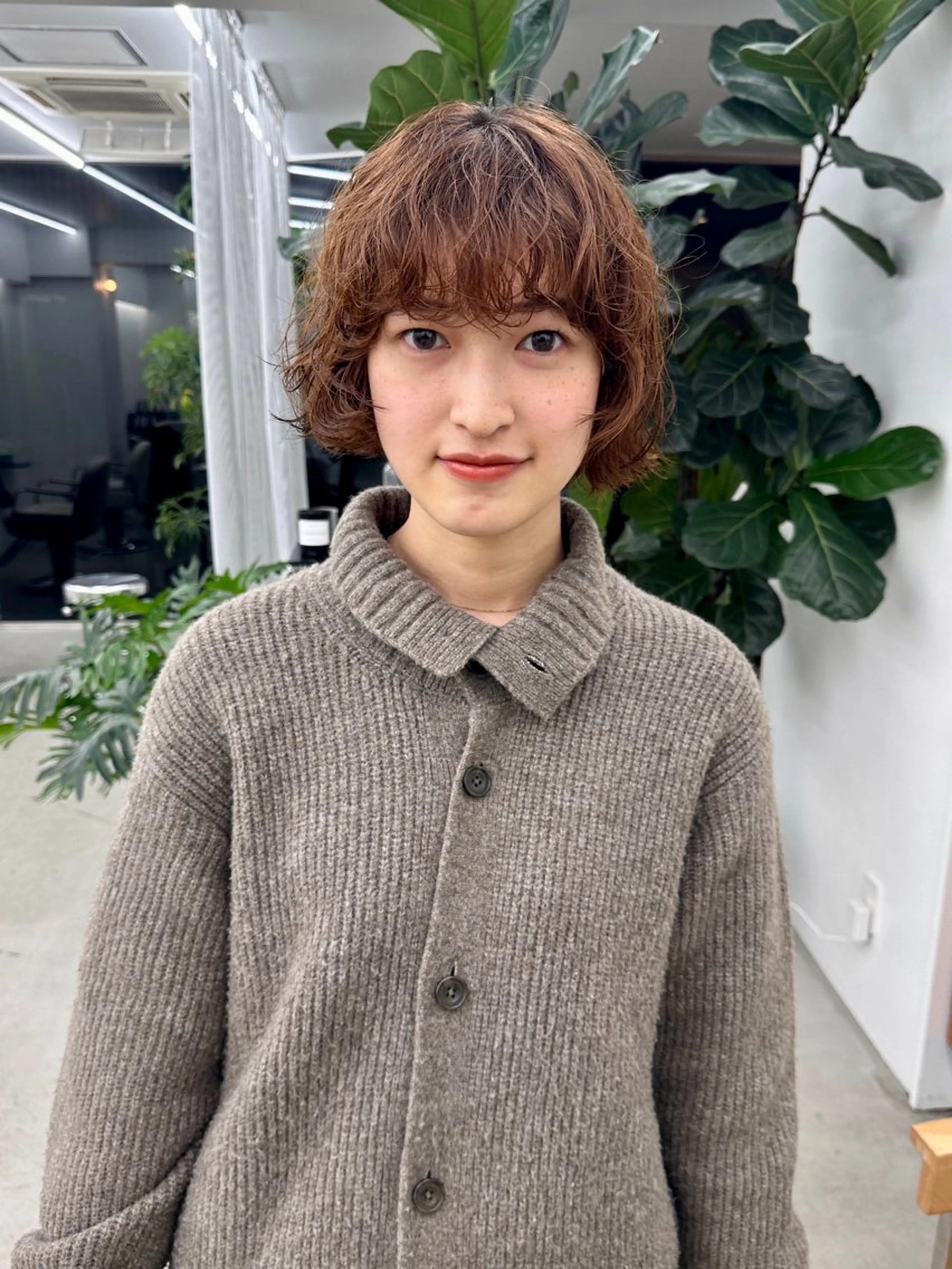 ショート パーマ ボブ カット パーマ トリートメント ボブ/レイヤー/ケア パーマ/透明感カラーのヘアスタイル