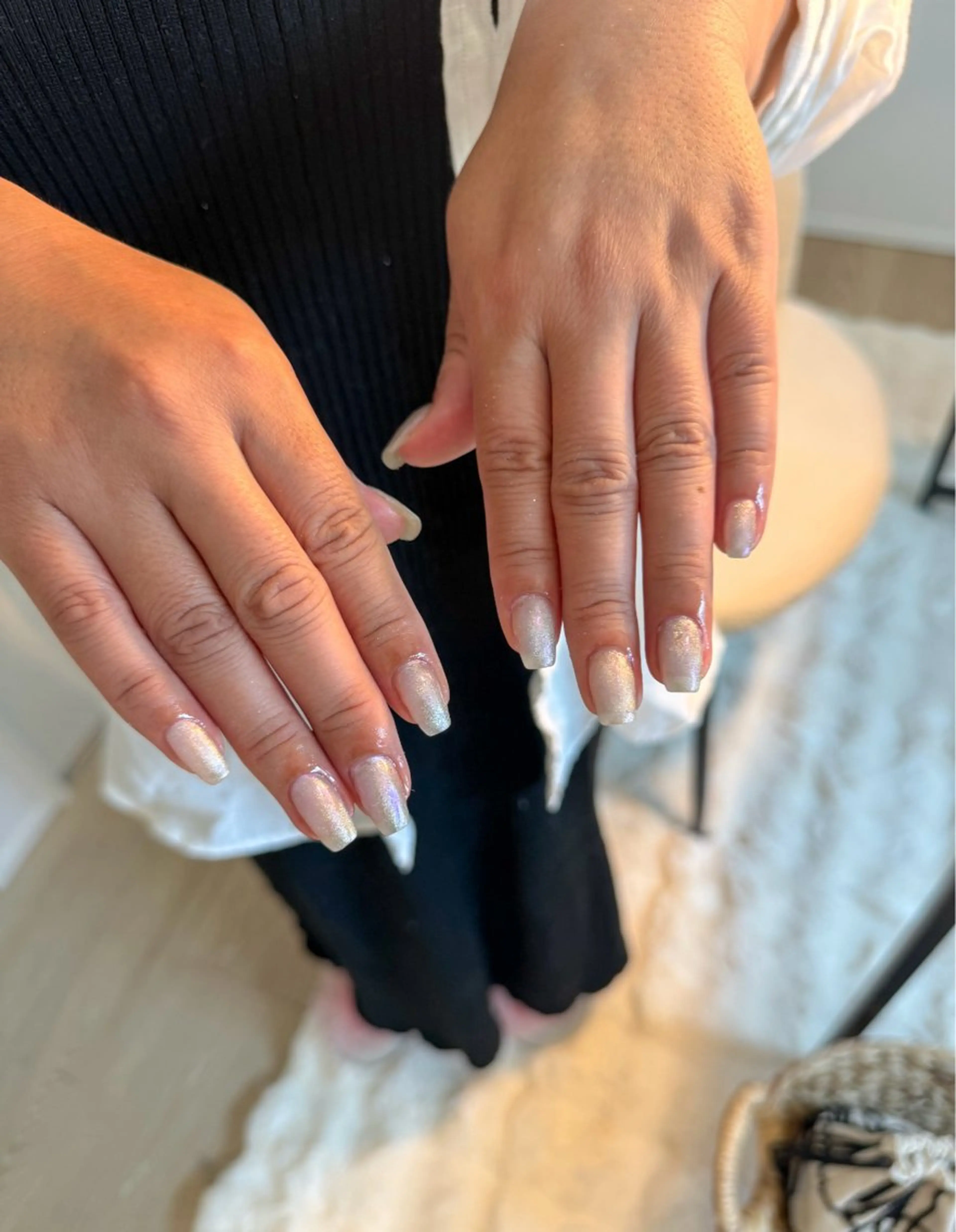 ネイル キラキラネイル マグネットネイル ミラーネイル ワンカラーネイル パープル ハンドネイル nail salon Estelleのネイルデザイン