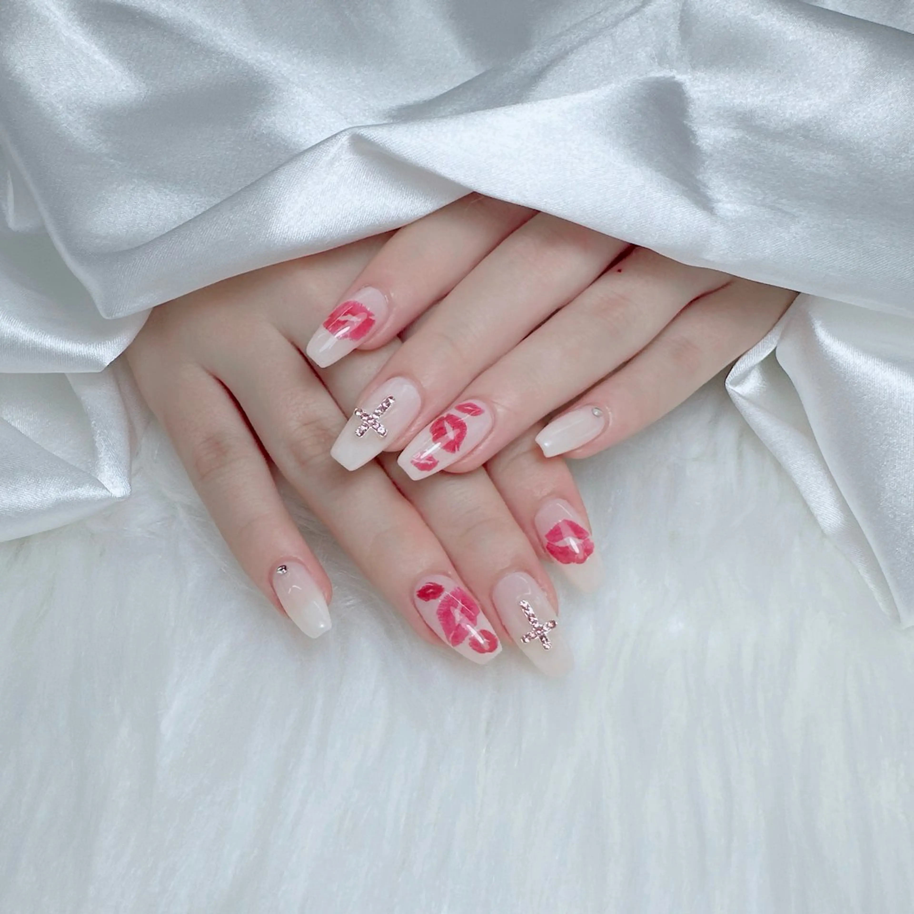 ネイル アートネイル ジェルネイル グラデーション キラキラネイル ラメ(グリッター) ハンドネイル Viola. 優花のネイルデザイン