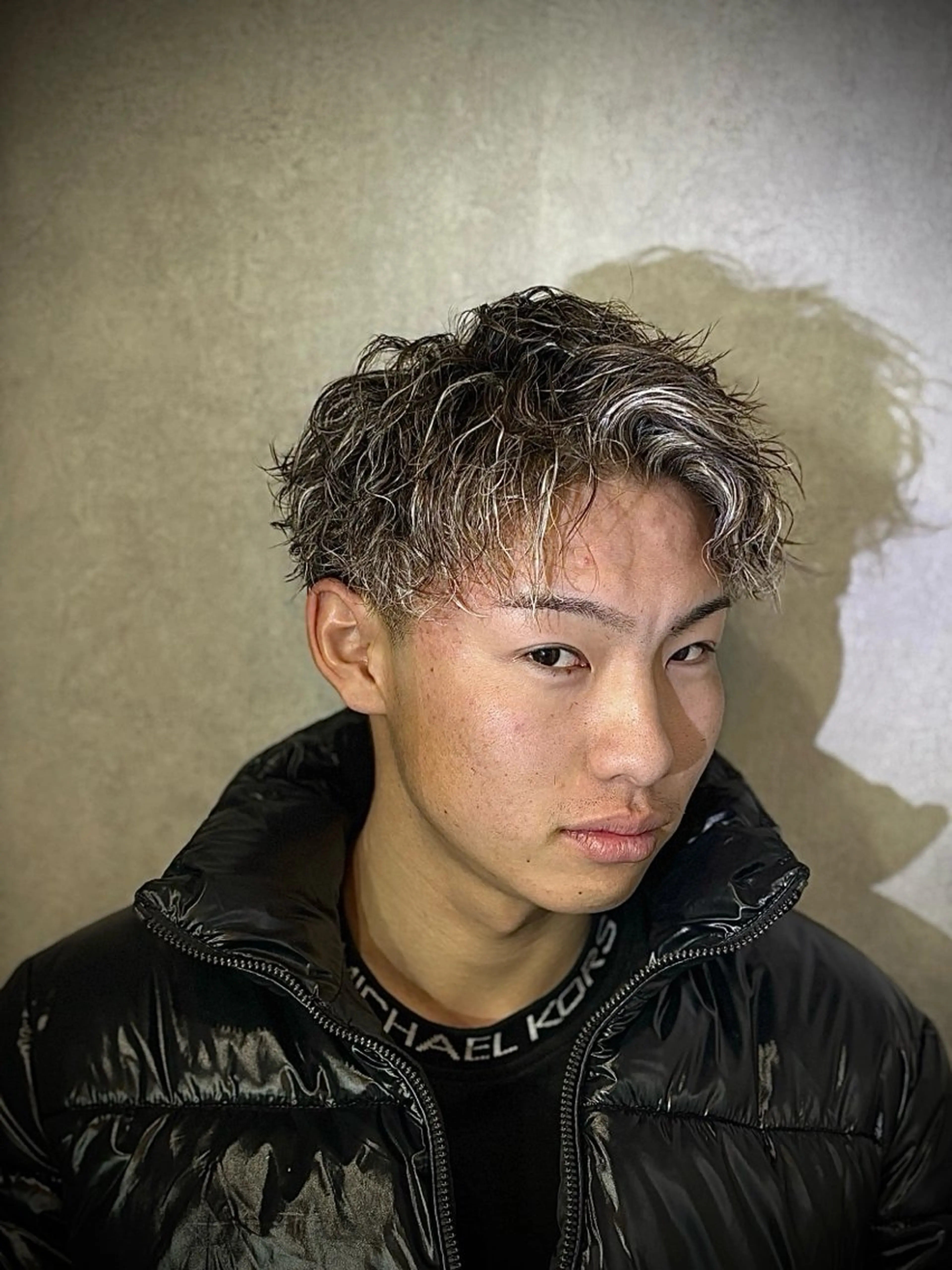 【ホワイトメッシュ】メンズカット＋ホワイトメッシュ＋1stepトリートメントの写真