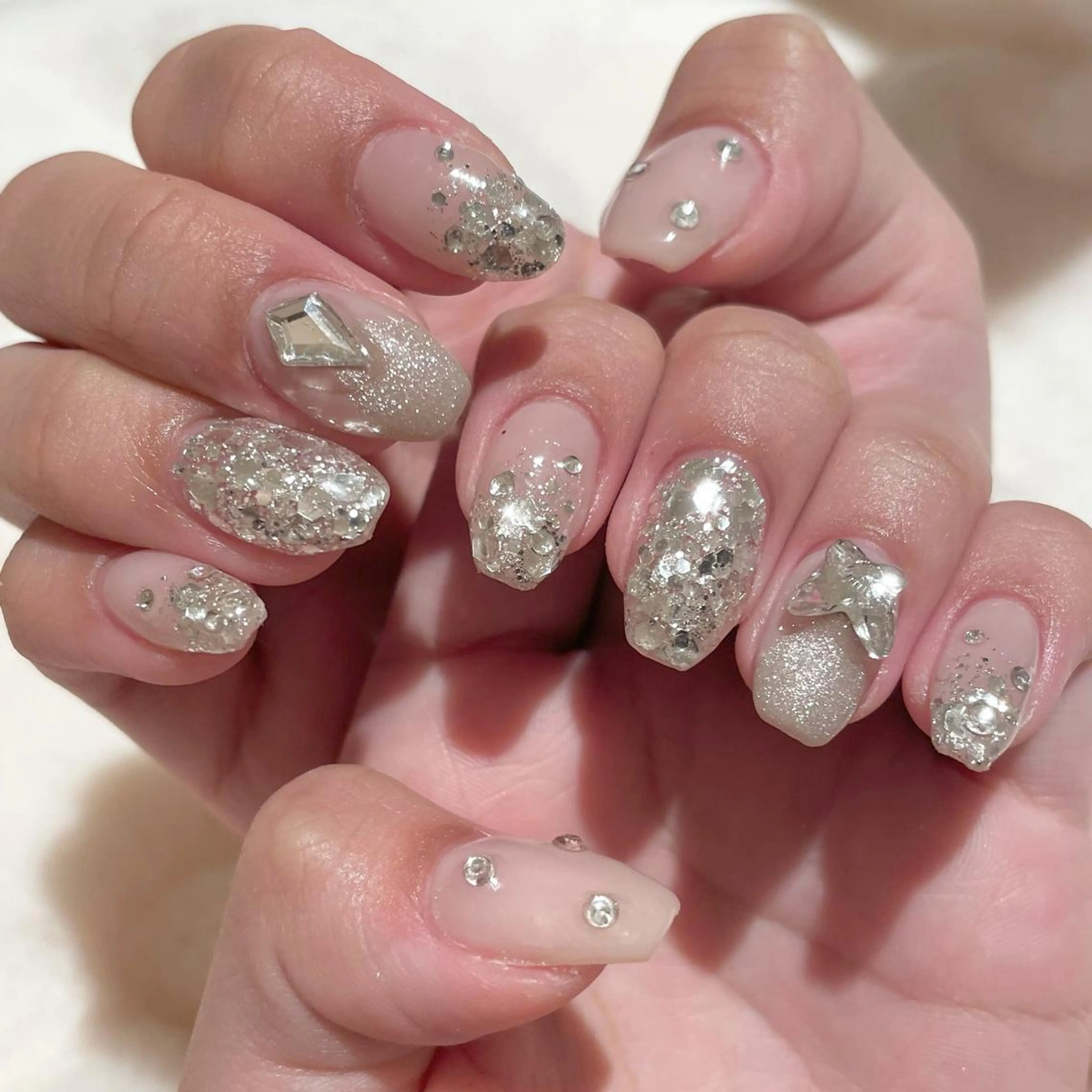 ネイル ドライヘッドスパ 名古屋駅徒歩5分のエステ・リラクイメージ