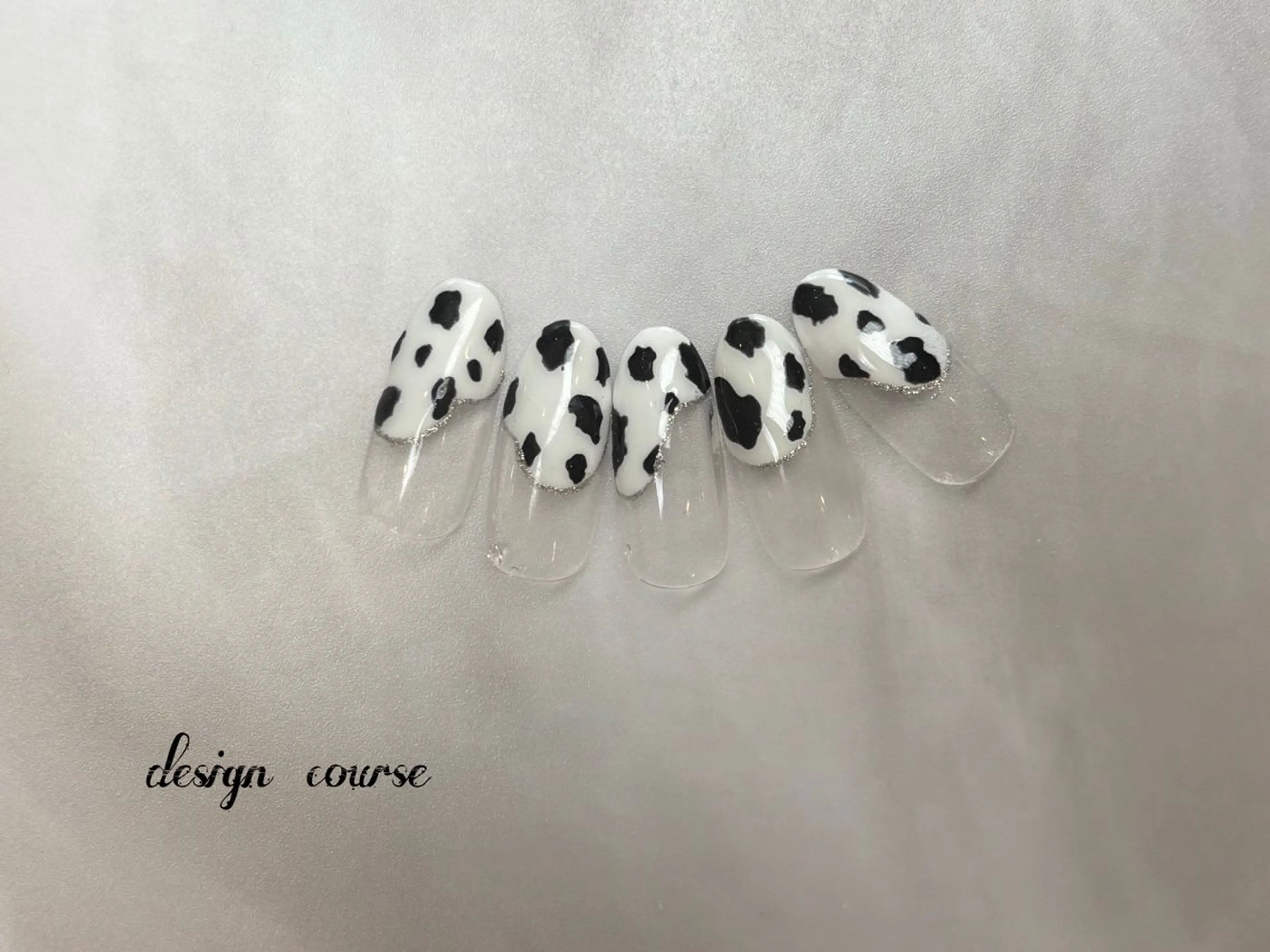 ネイル total beauty salon an kool所属・ayaka .︎︎︎︎❤︎のネイルデザイン