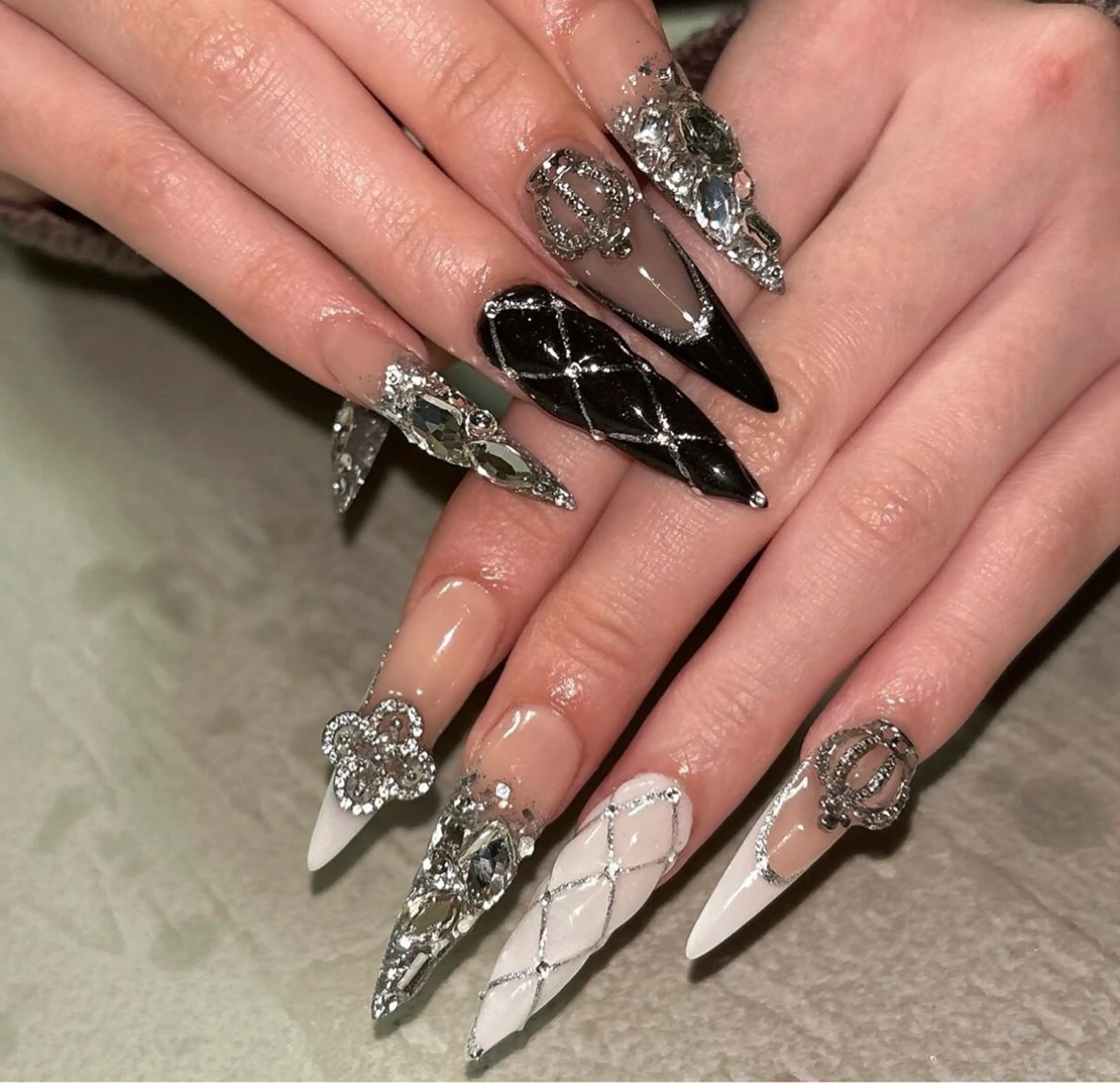 ネイル アートネイル ジェルネイル ニュアンスネイル シンプルネイル ハンドネイル Jenn Nail Shinokuboのネイルデザイン